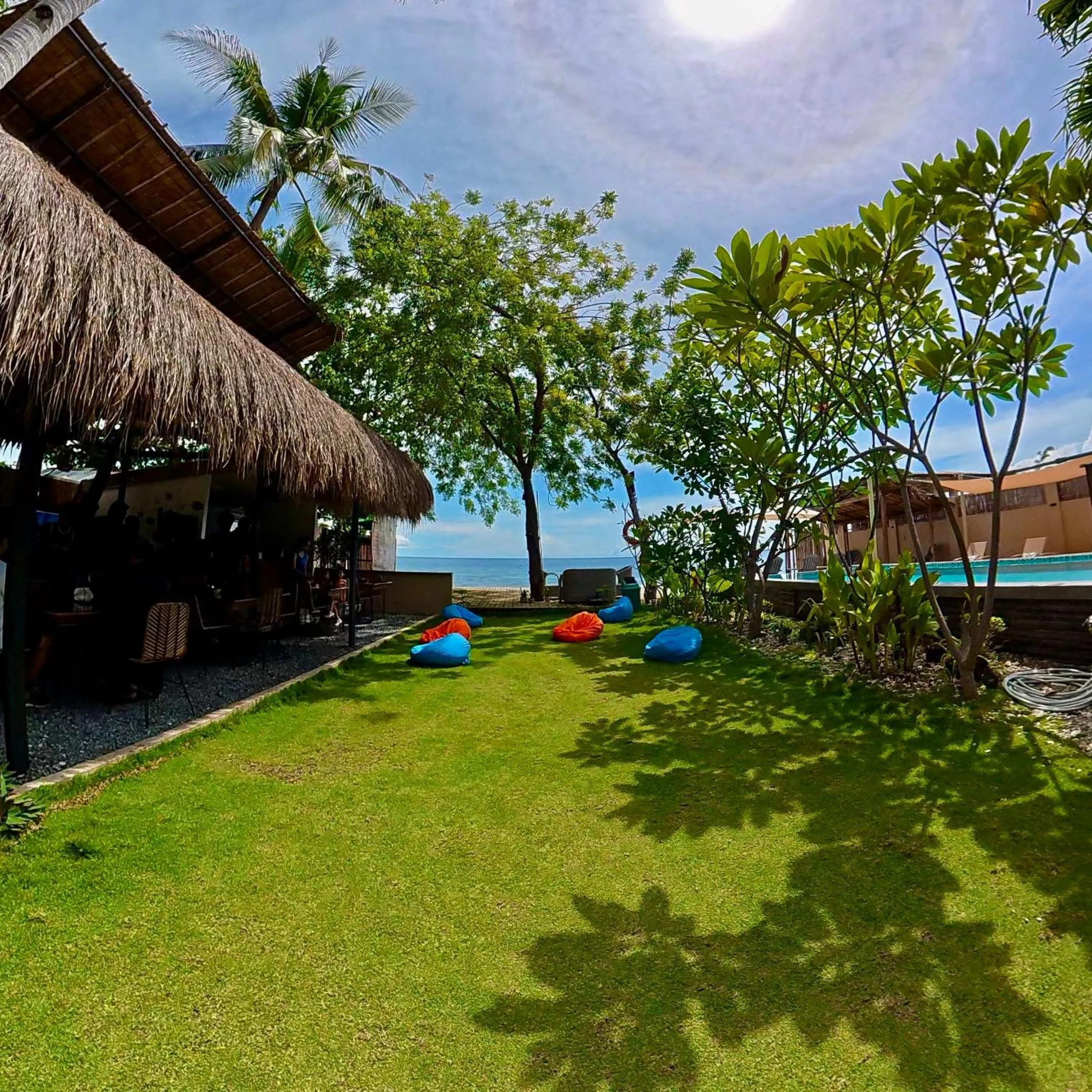 Southseas Beach Resort and Dive Center