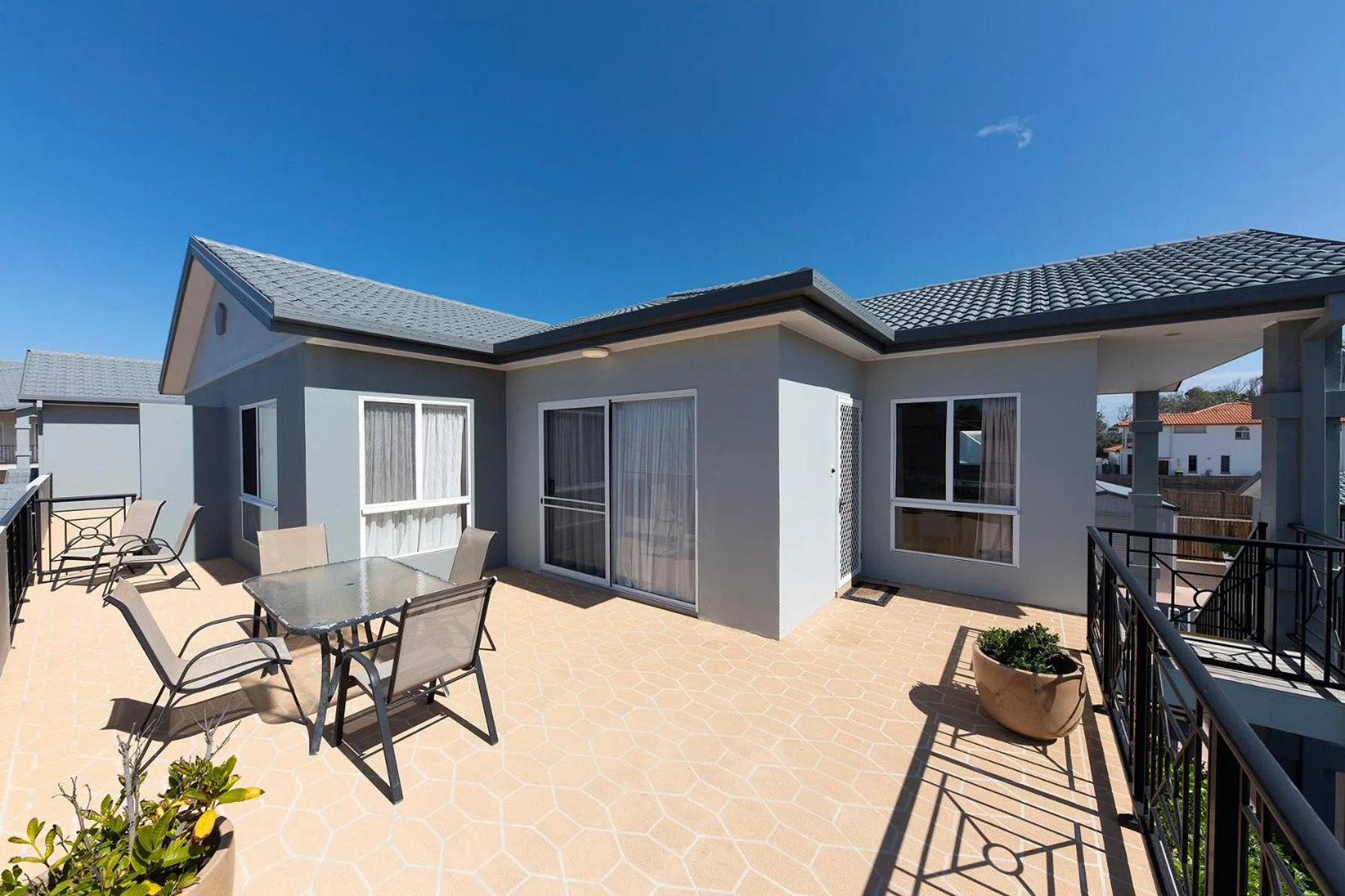 Meridian Beachside Apartments