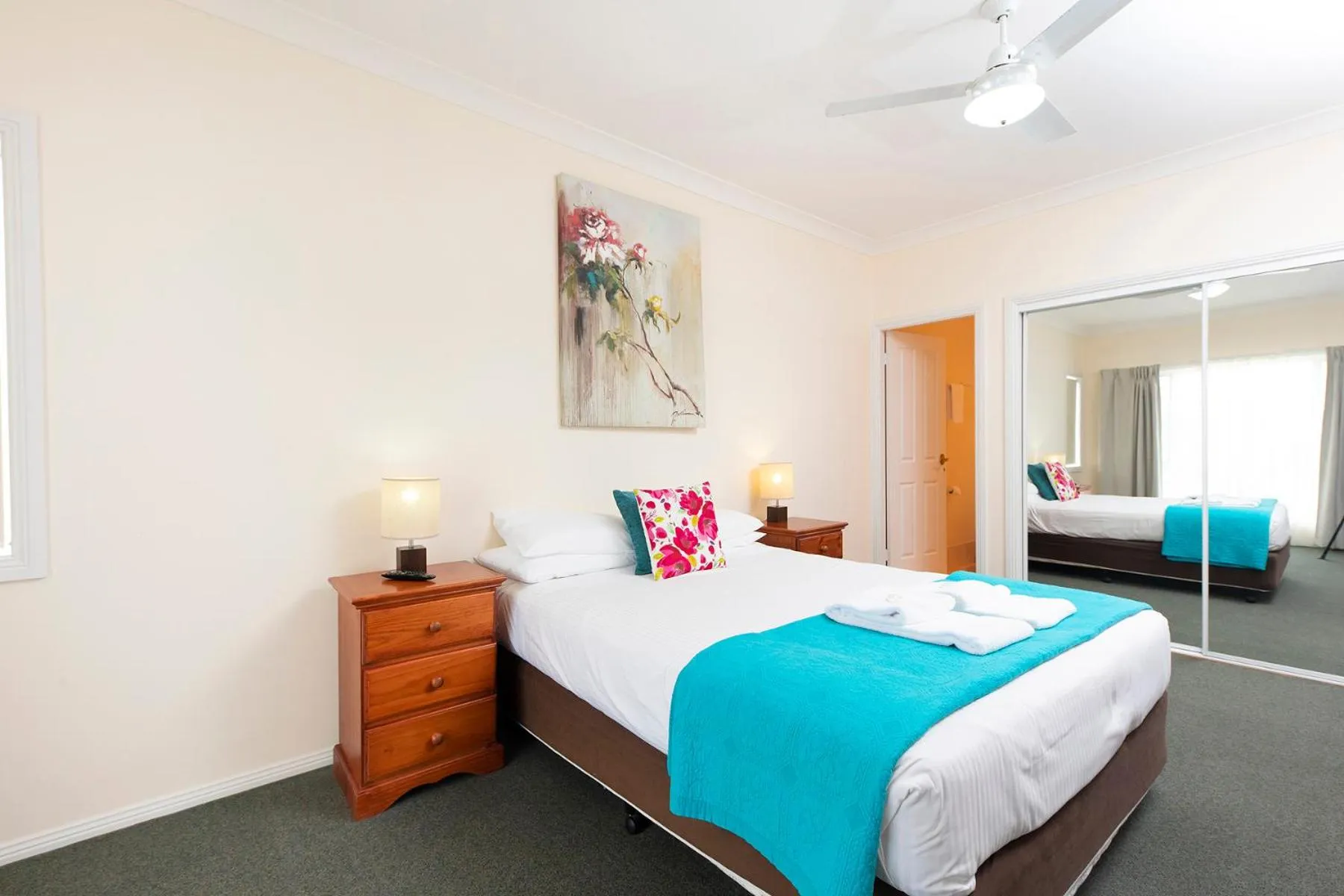 Bed in Meridian Beachside Apartments