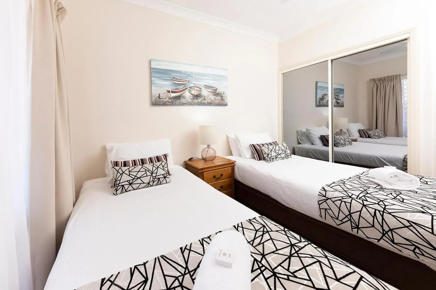 One Bed Garden View Apartment in Meridian Beachside Apartments One Bed Garden View Apartment in Meridian Beachside Apartments