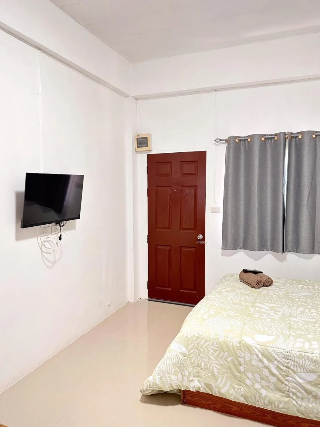 Bed in Bansuanrimnam Pakchong Resort