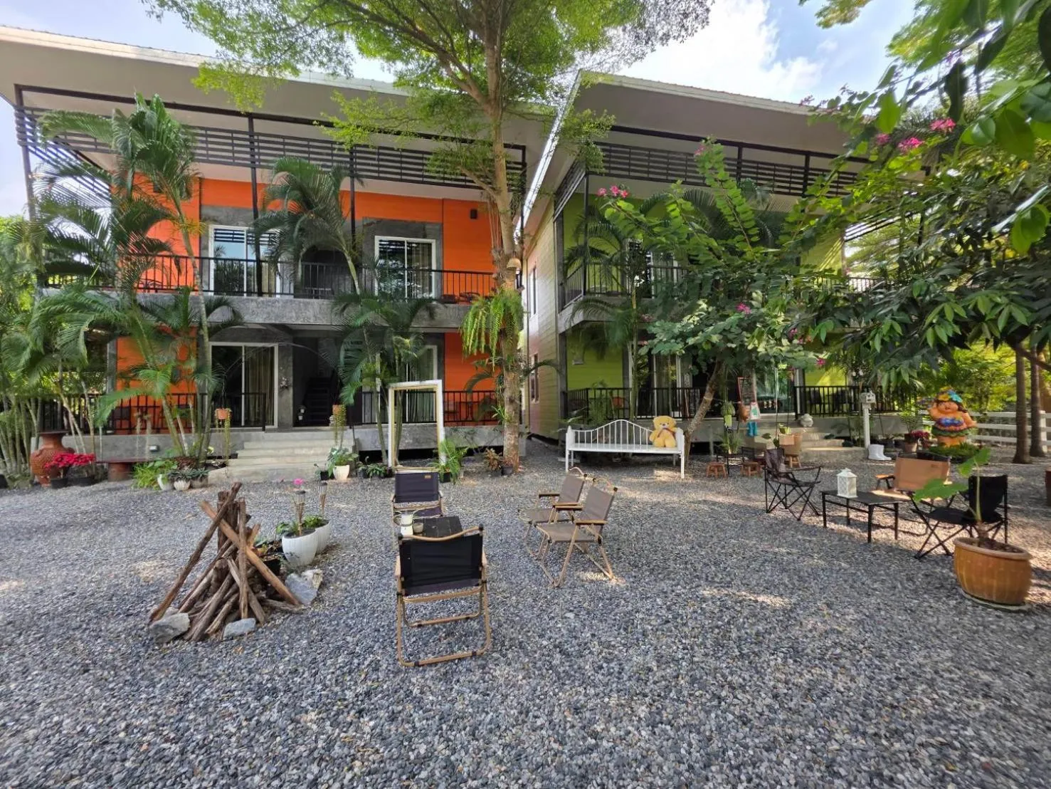 Garden in Bansuanrimnam Pakchong Resort