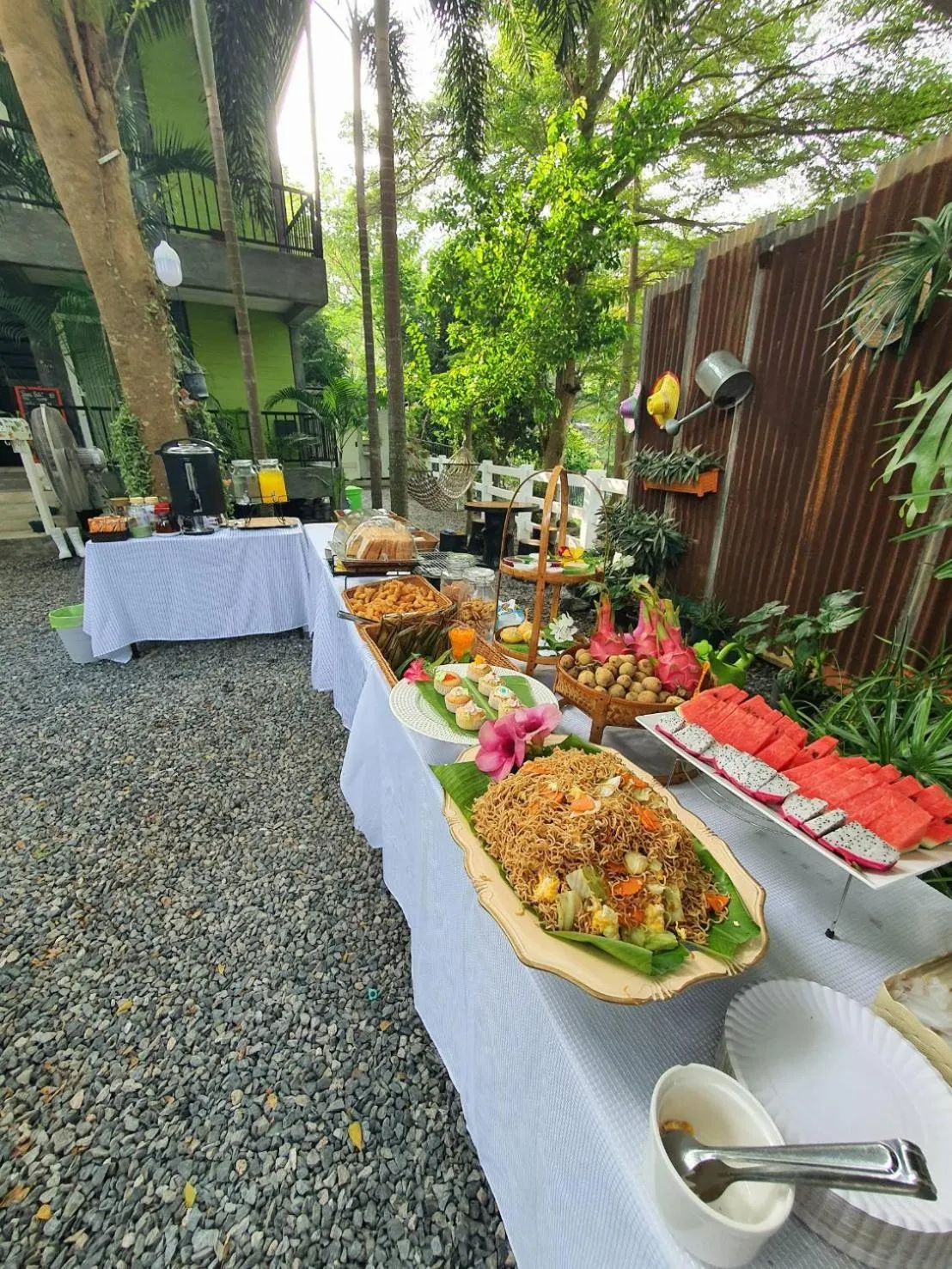 Bansuanrimnam Pakchong Resort