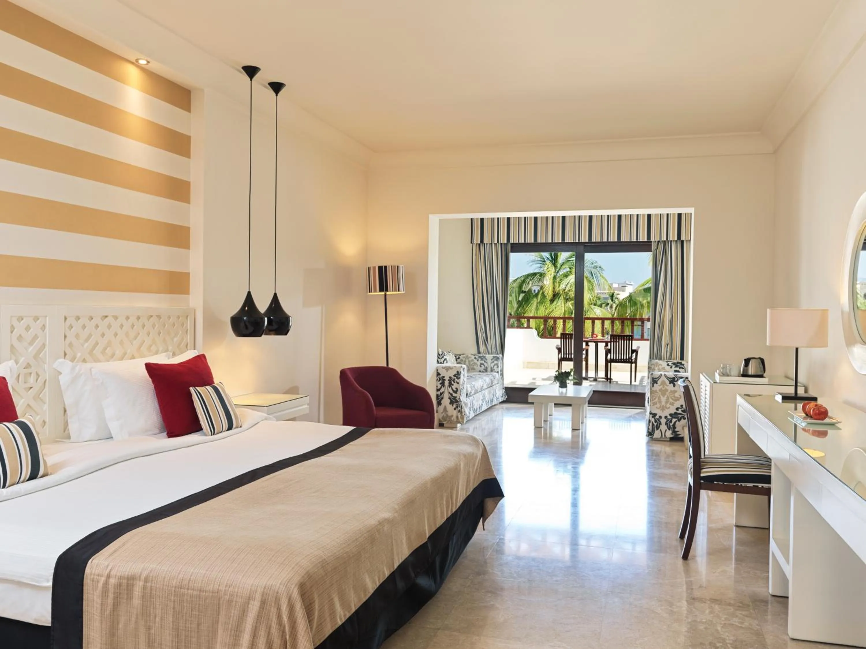 Bedroom, Bed in Juweira Boutique Hotel Adult only