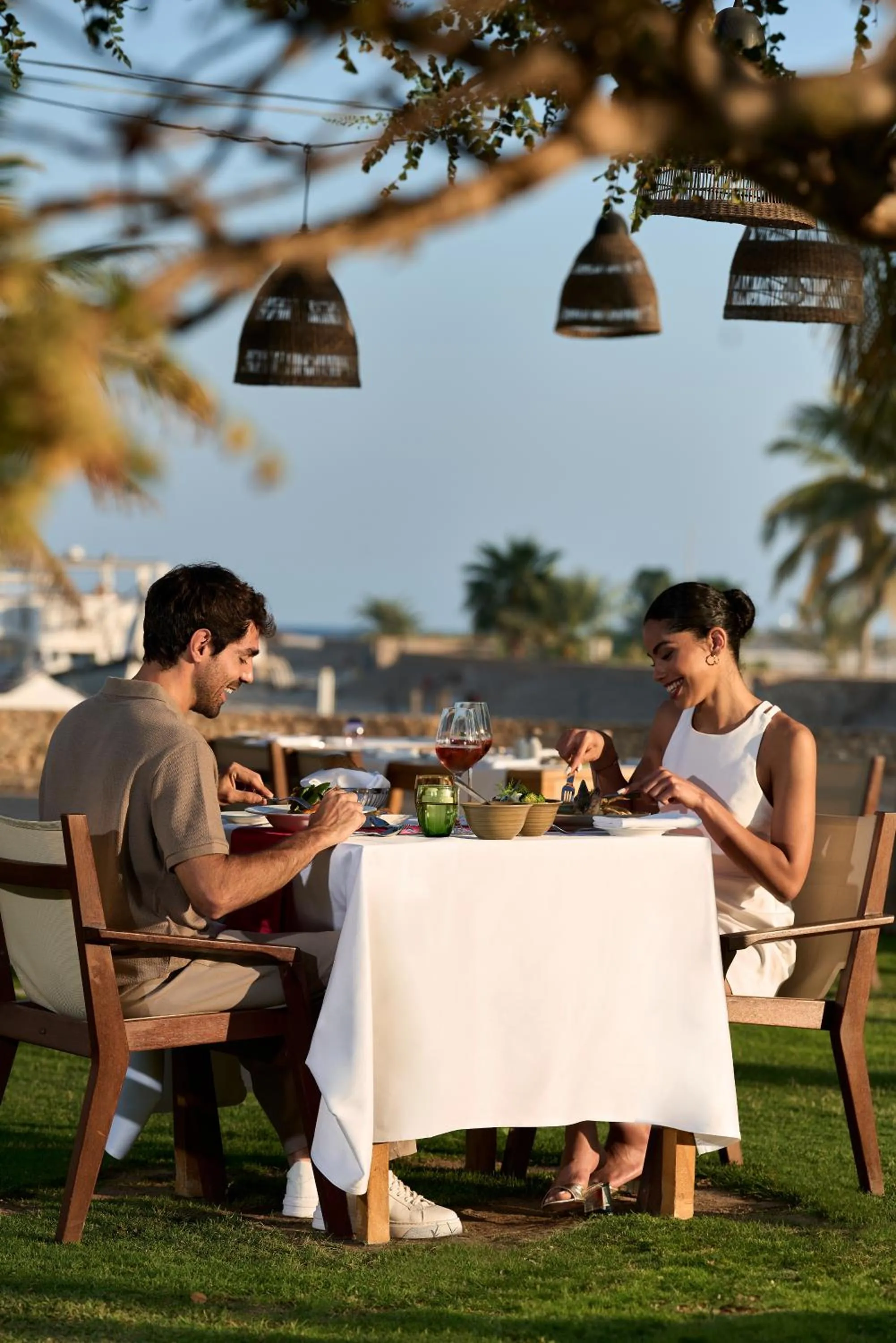 Restaurant/places to eat in Juweira Boutique Hotel Adult only