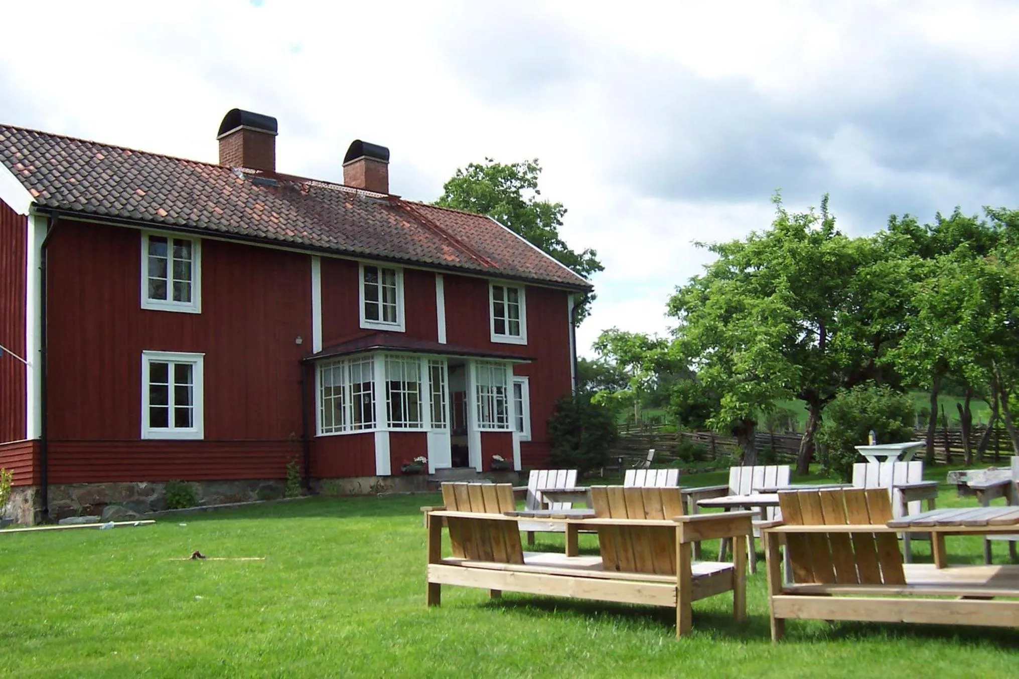 Garden, Property Building in Kröken