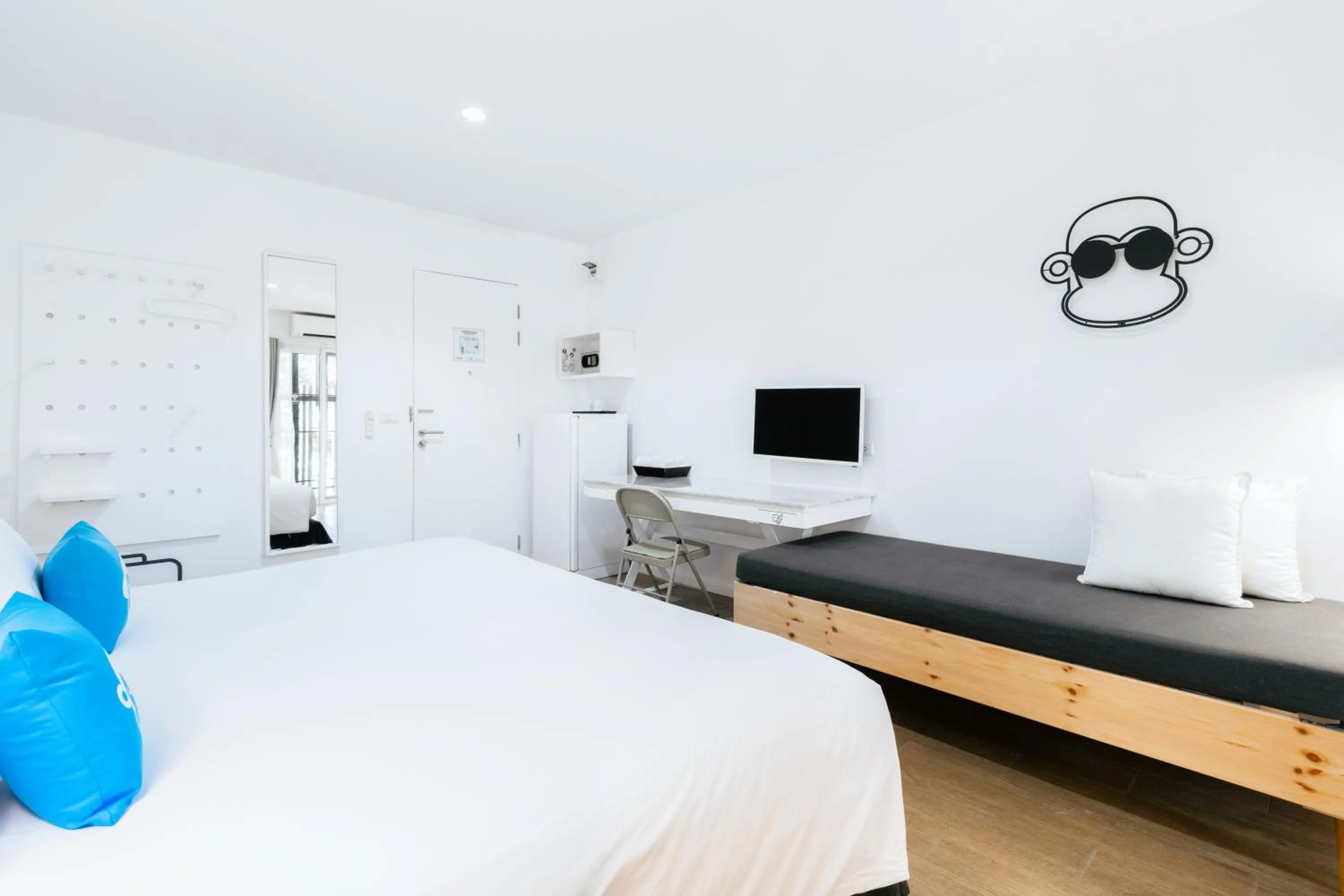 Bedroom, Bed in Blu Monkey Bed & Breakfast Phuket