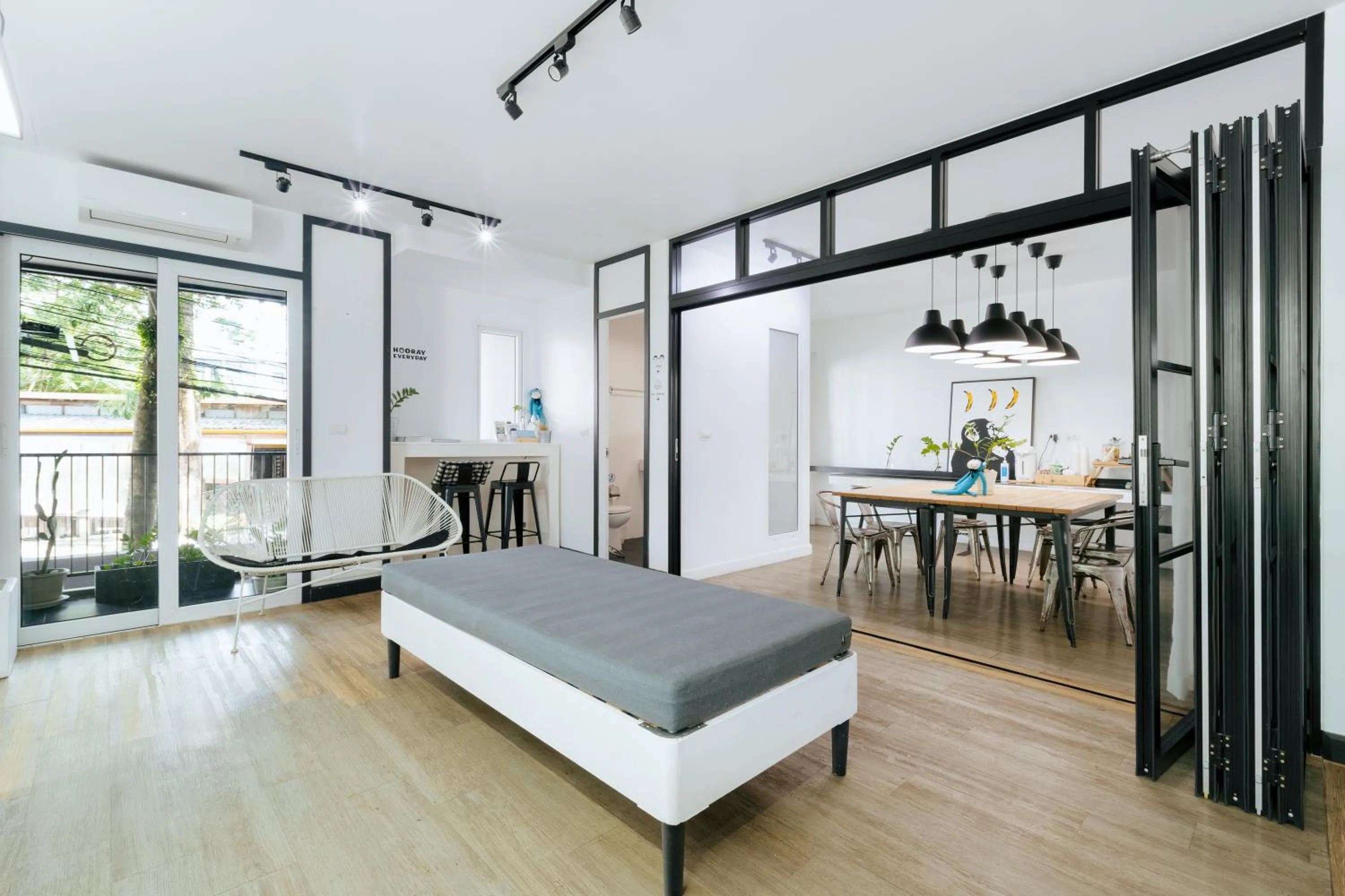 Property building, Bed in Blu Monkey Bed & Breakfast Phuket