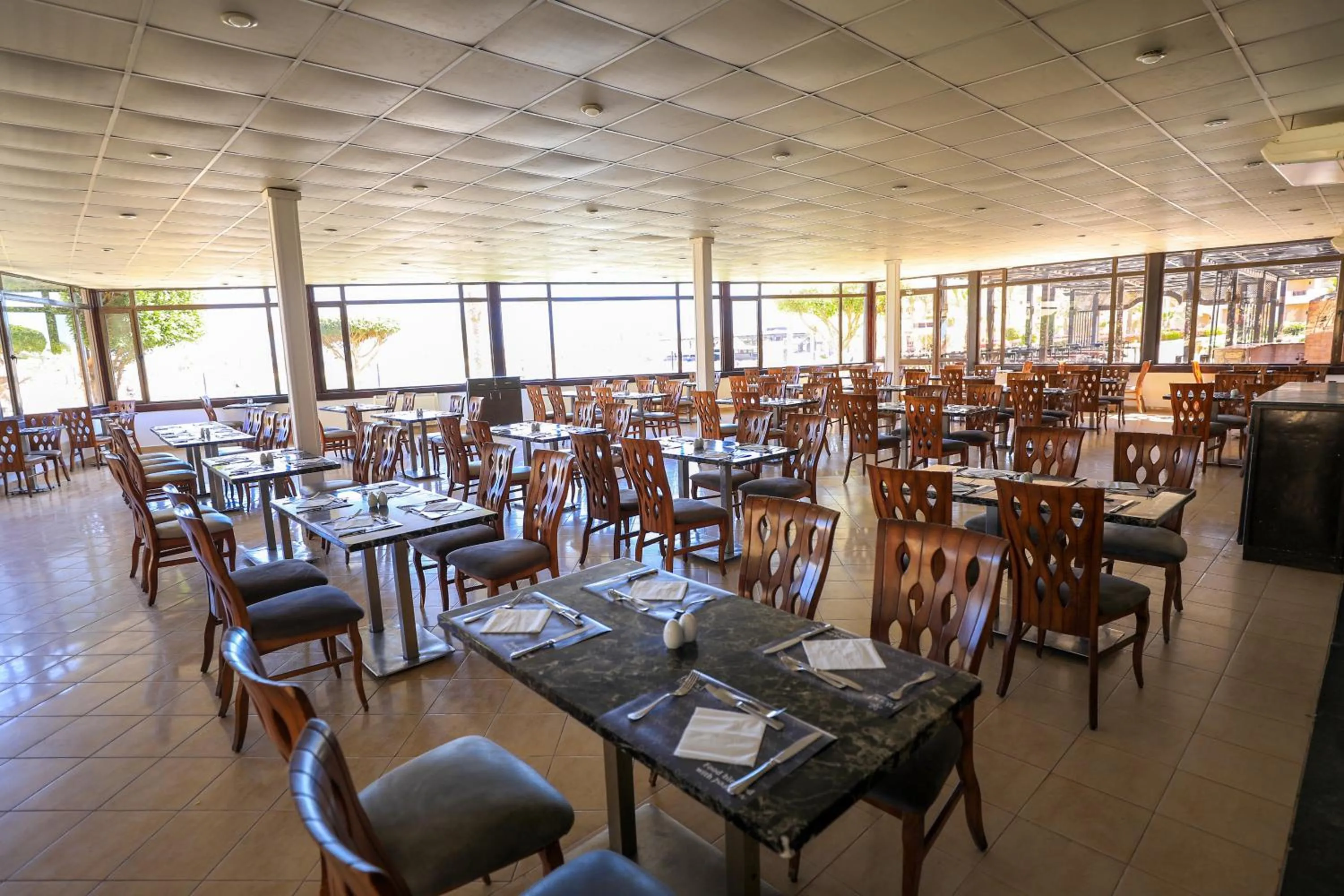Restaurant/places to eat in Blend Elphistone Resort Marsa Alam