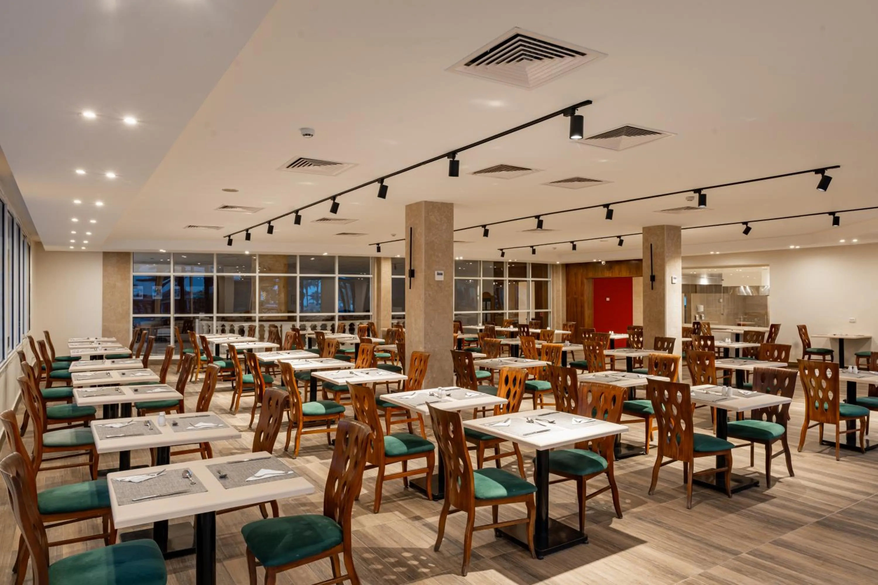 Restaurant/places to eat in Blend Elphistone Resort Marsa Alam