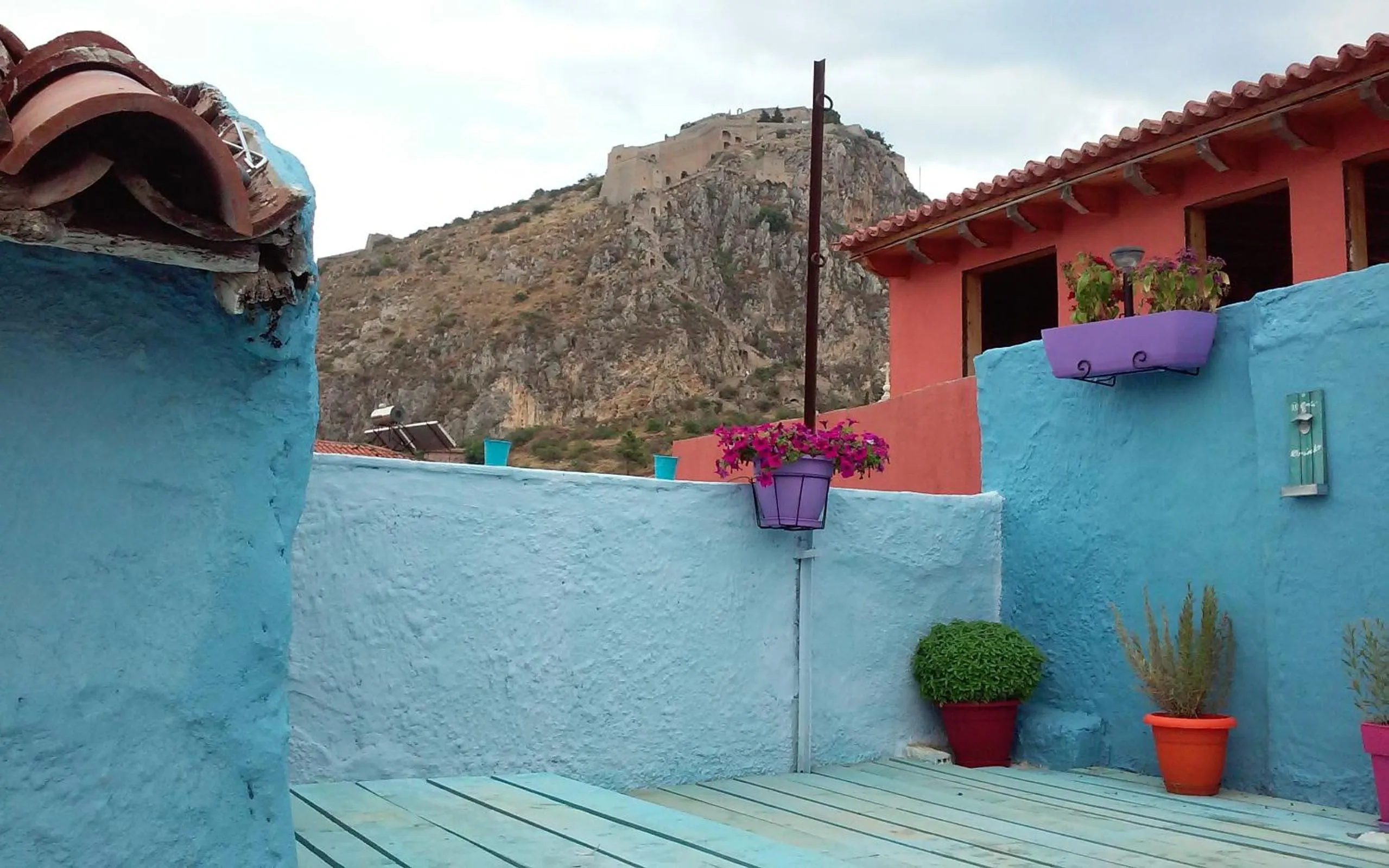 Property building in Althaia Pension