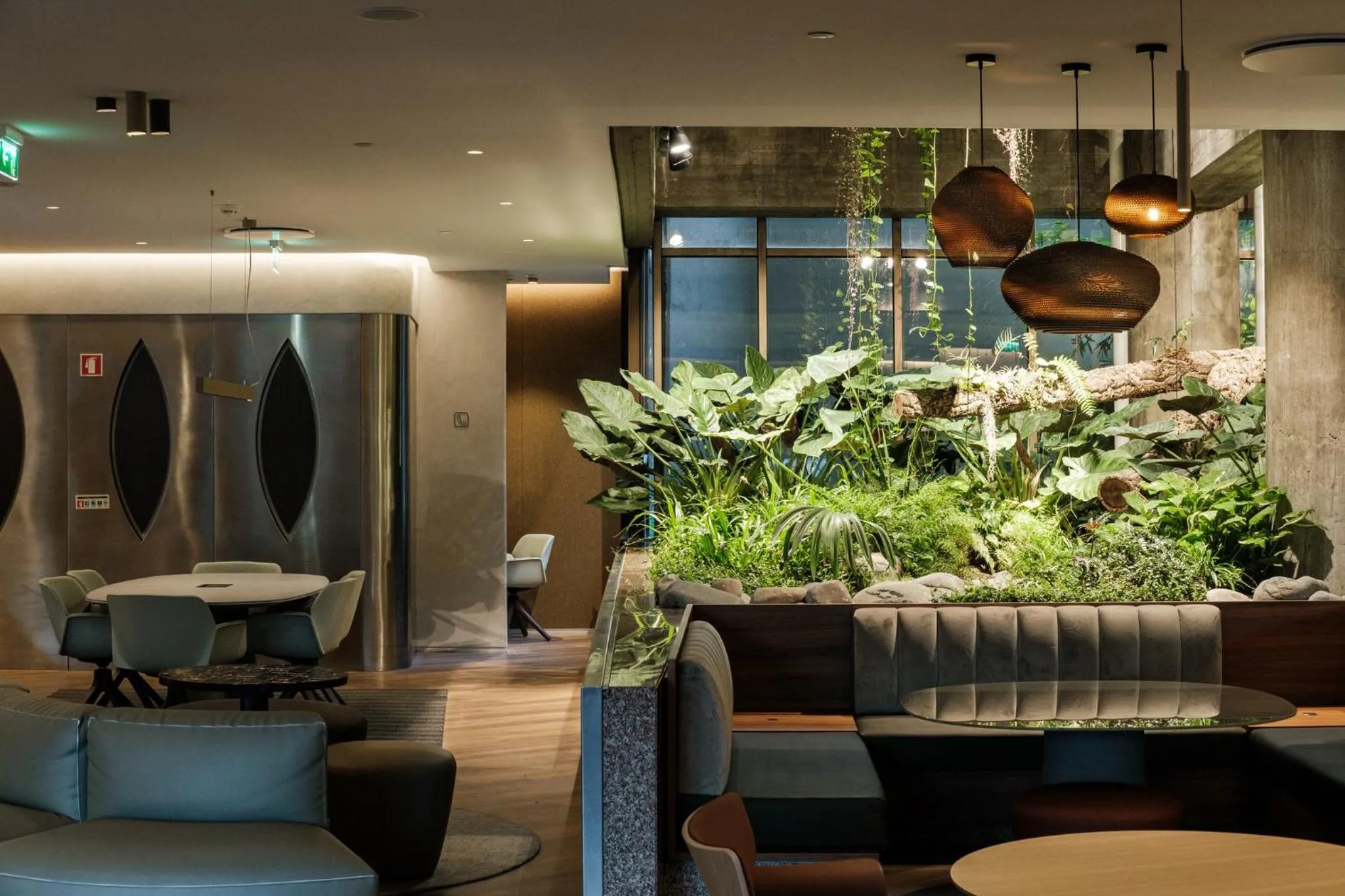 Property building in Holiday Inn Lisbon-Continental by IHG