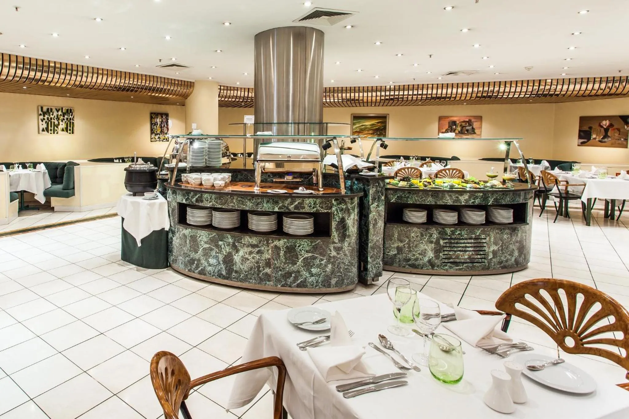 Restaurant/places to eat in Holiday Inn Lisbon-Continental by IHG