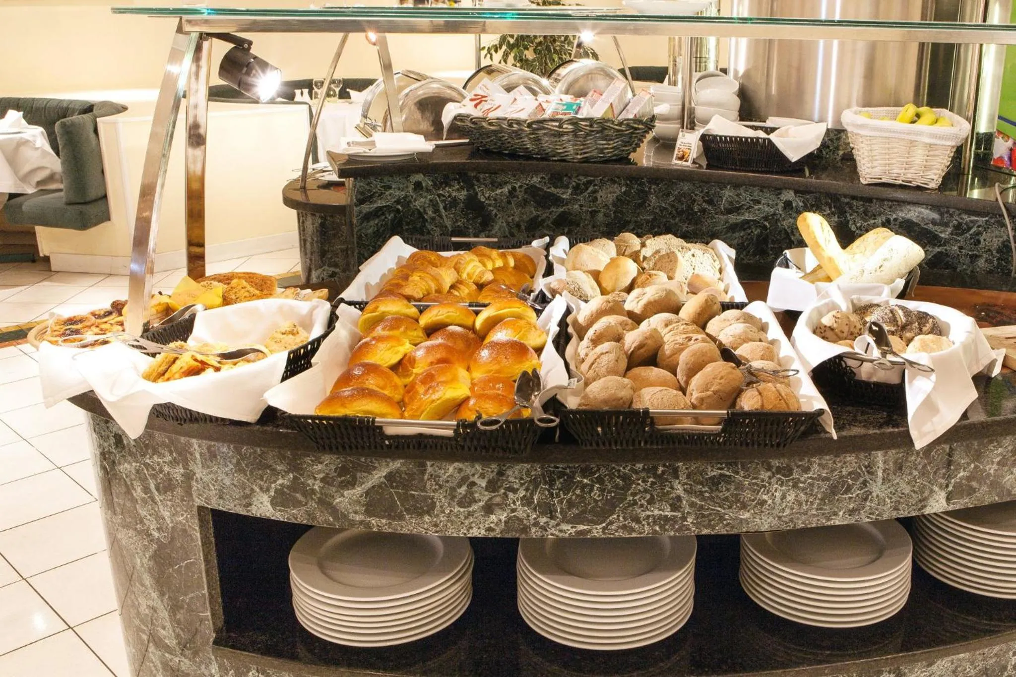 Breakfast in Holiday Inn Lisbon-Continental by IHG