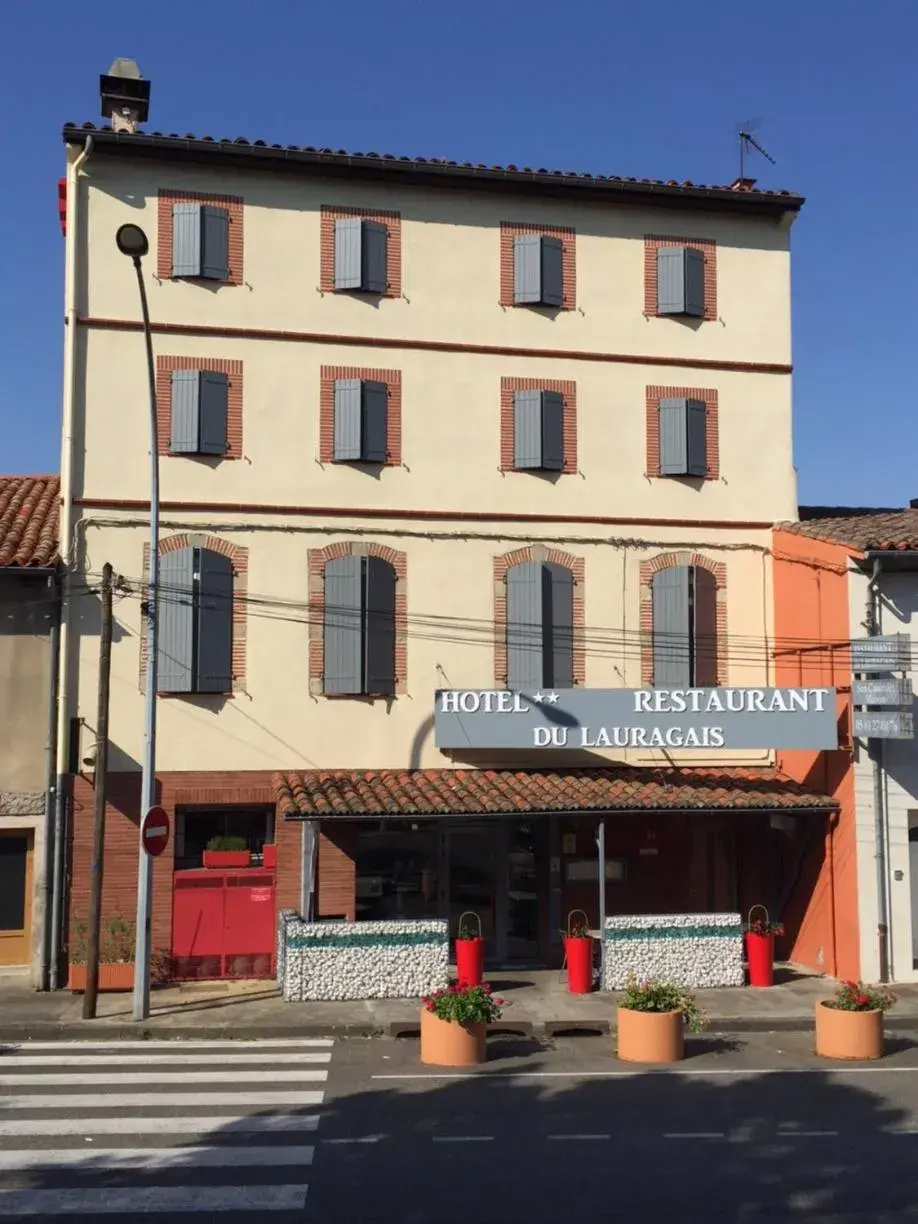 Facade/entrance, Property Building in Hôtel Restaurant du Lauragais LOGIS DE FRANCE