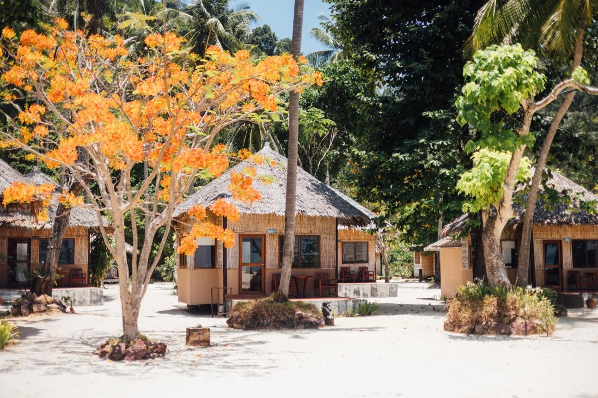 Mayalay Resort-Green Hotel