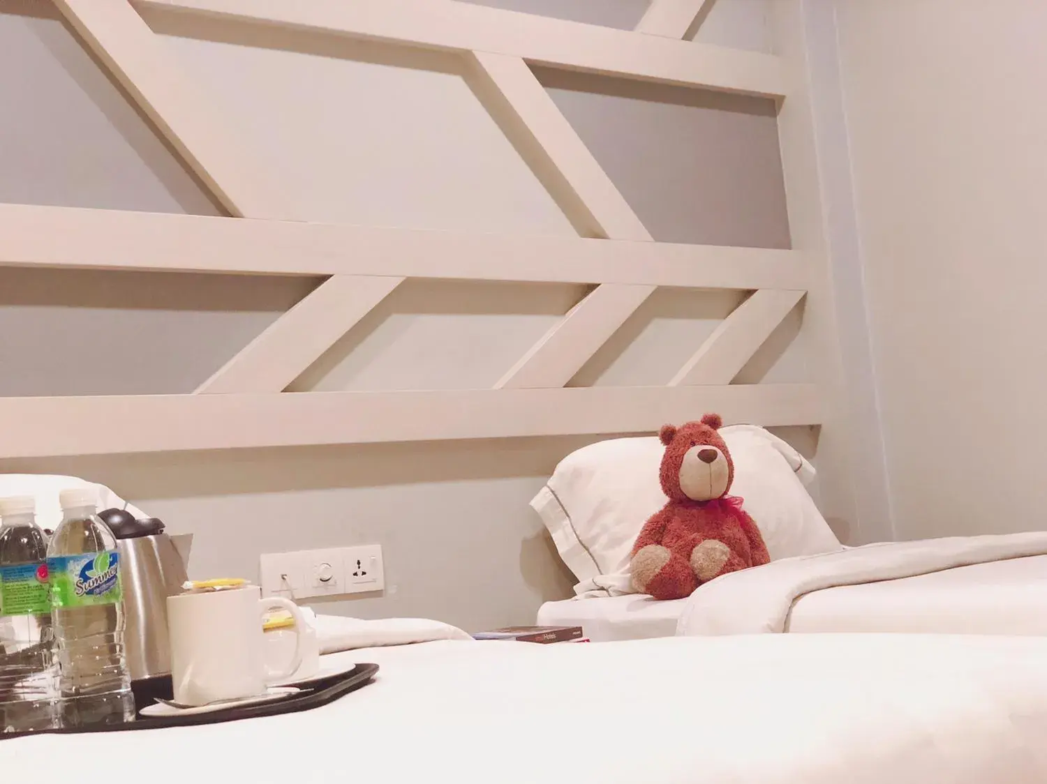 Bedroom, Bed in Sunshine Inn Bedroom, Bed in Sunshine Inn