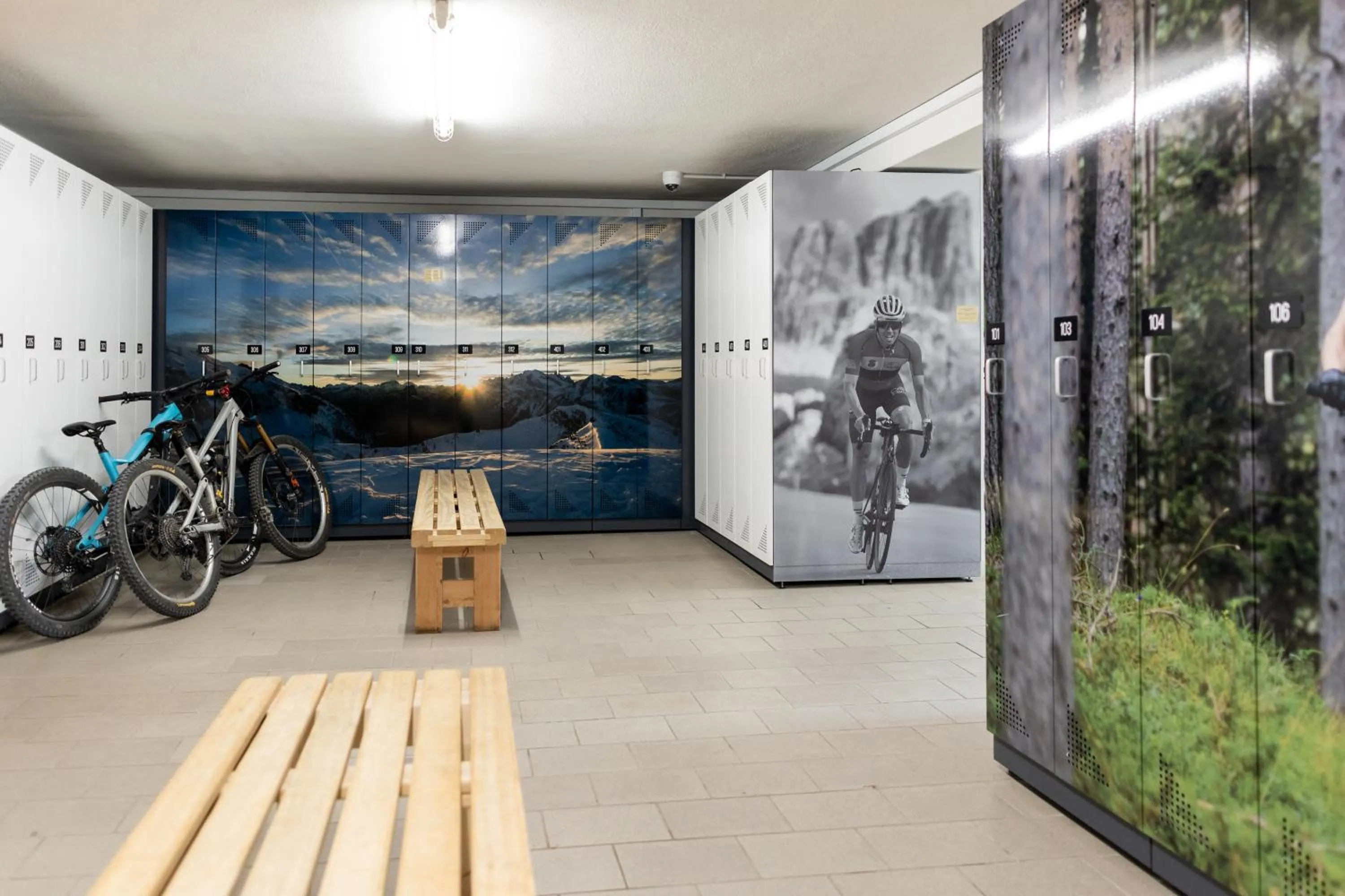 Skiing in Hotel Gran Paradiso