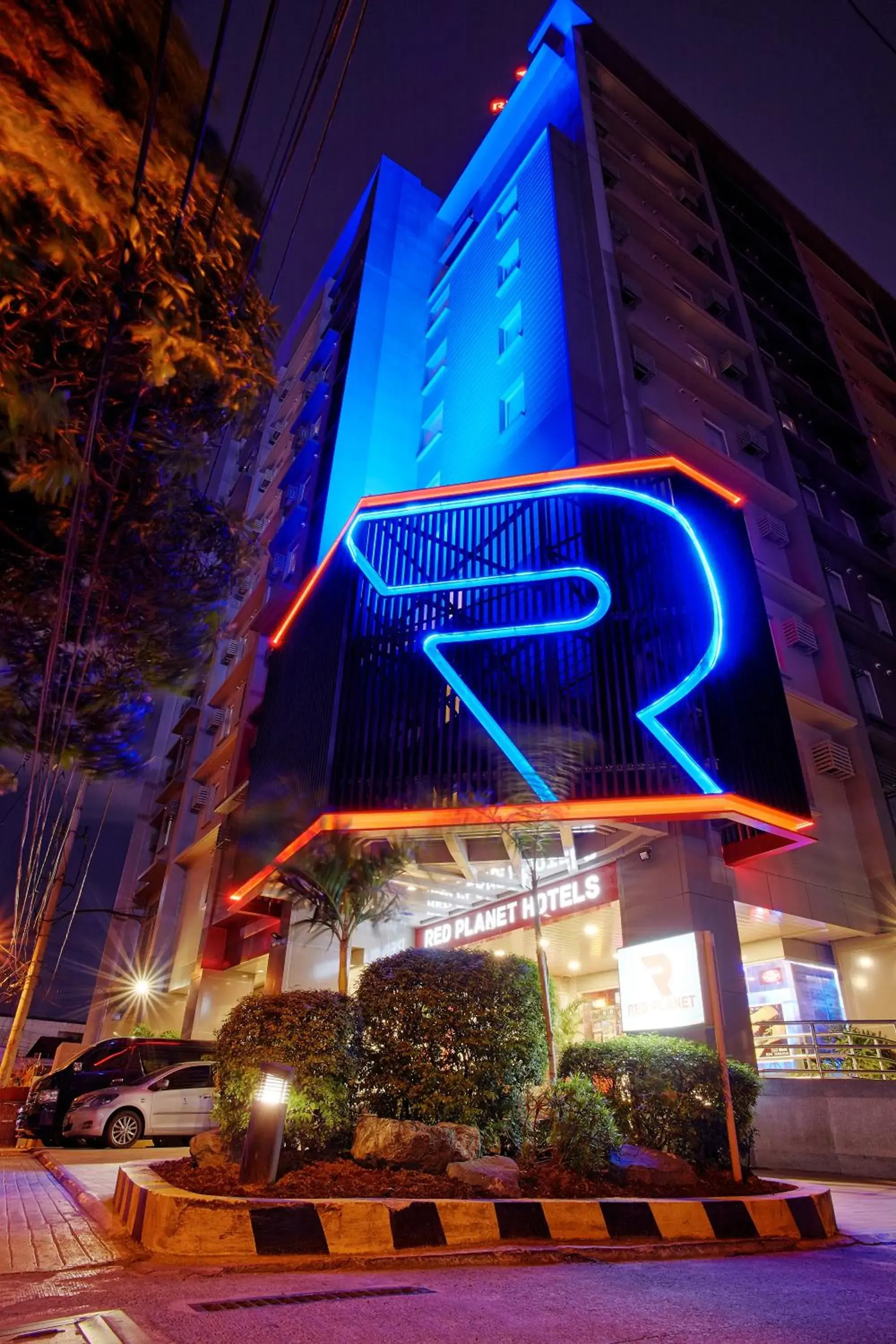 Property building in Red Planet Makati Avenue Manila Property building in Red Planet Makati Avenue Manila