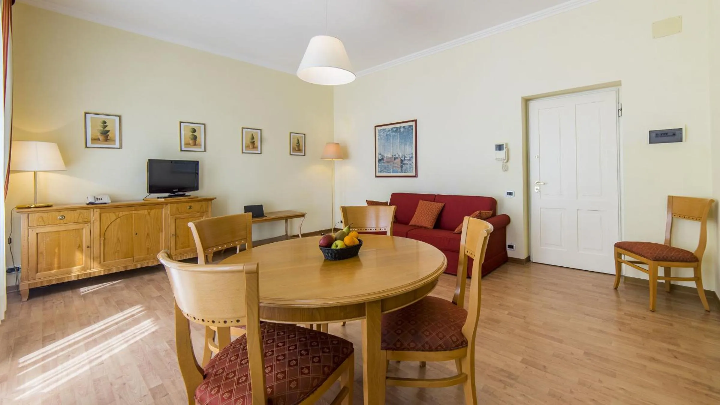 Kitchen or kitchenette in Hotel Ville Bianchi