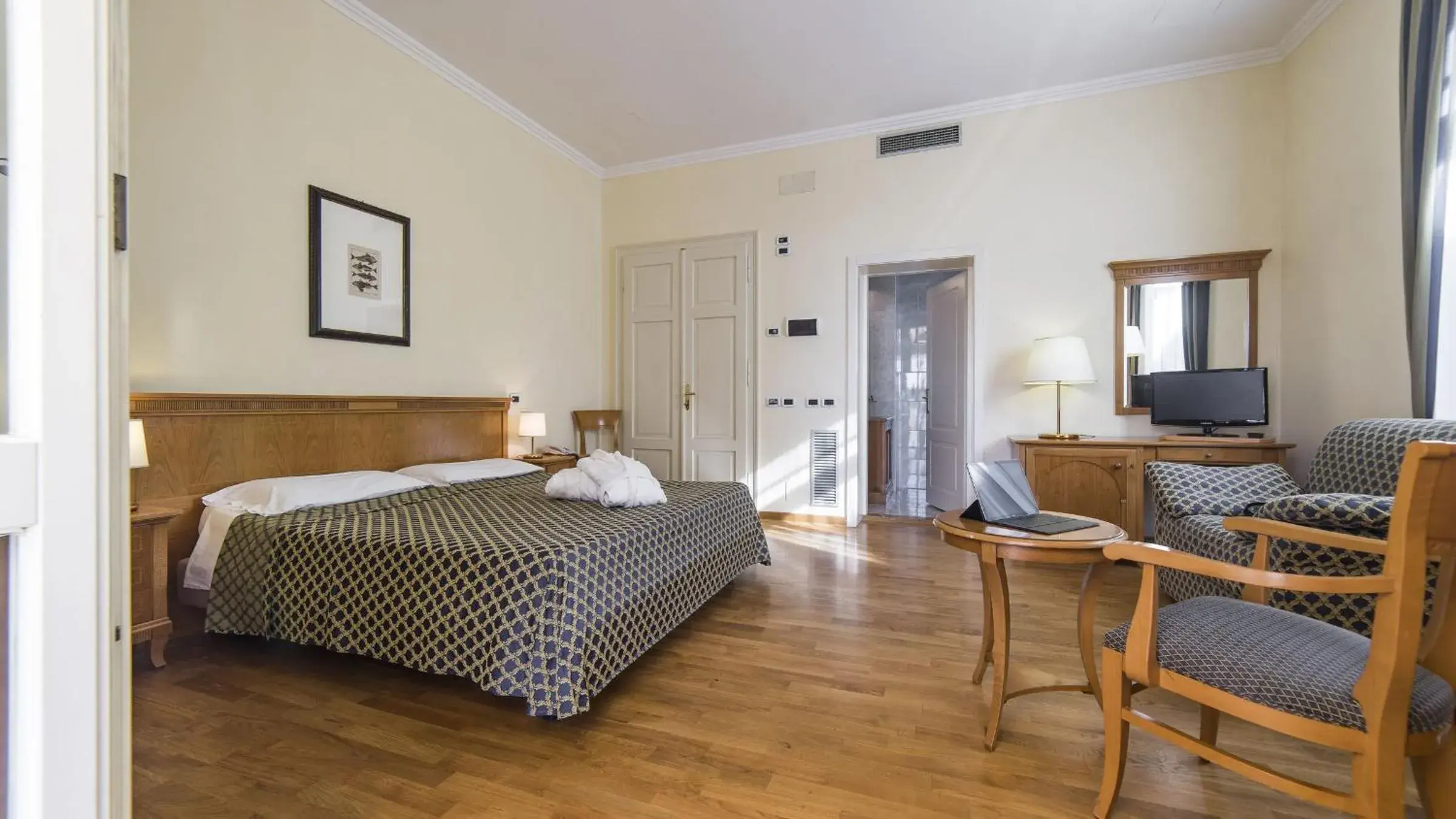 Double Room with Sea View in Hotel Ville Bianchi Double Room with Sea View in Hotel Ville Bianchi