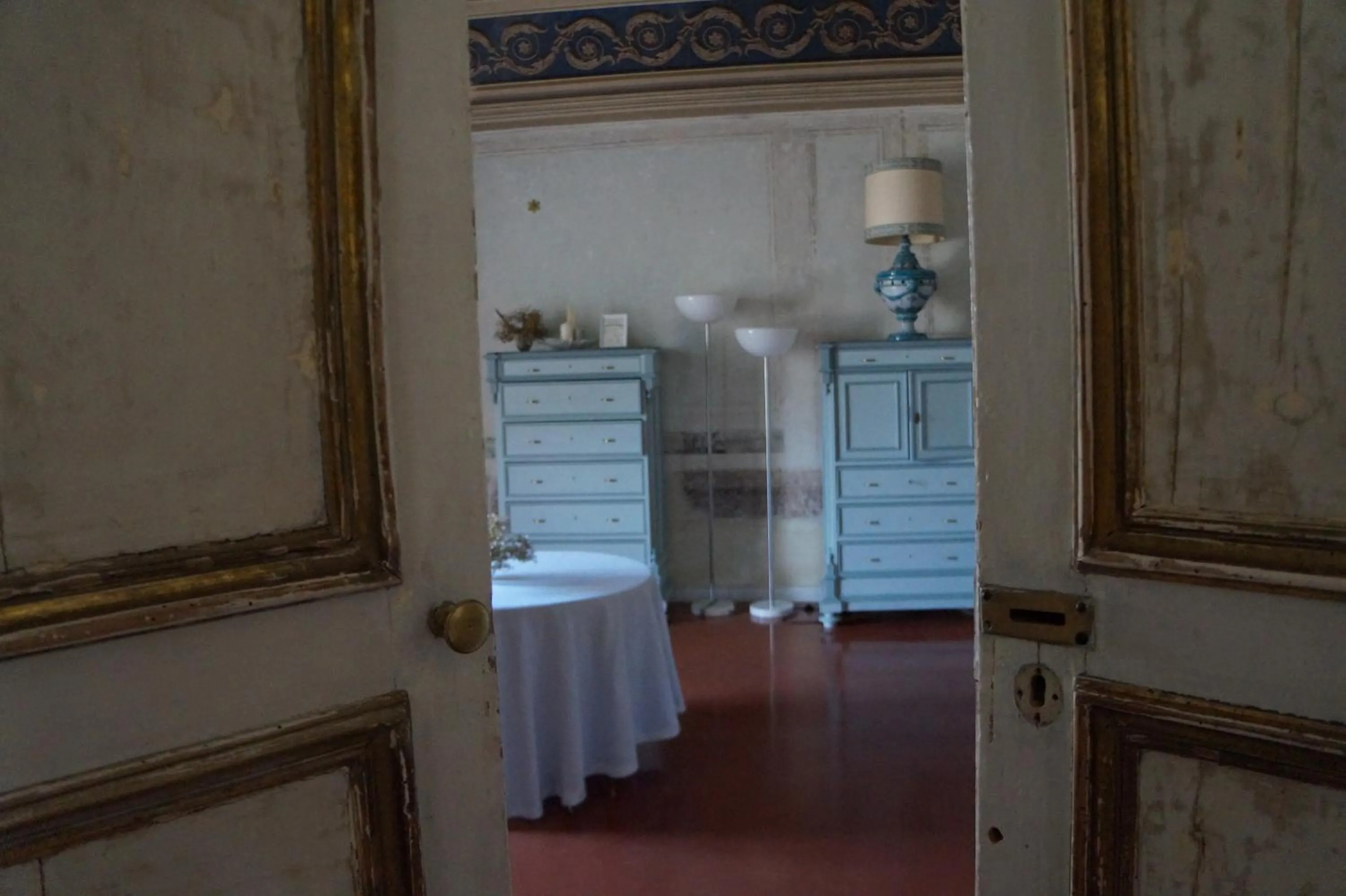 Decorative detail in Palazzo Bernardini B & B