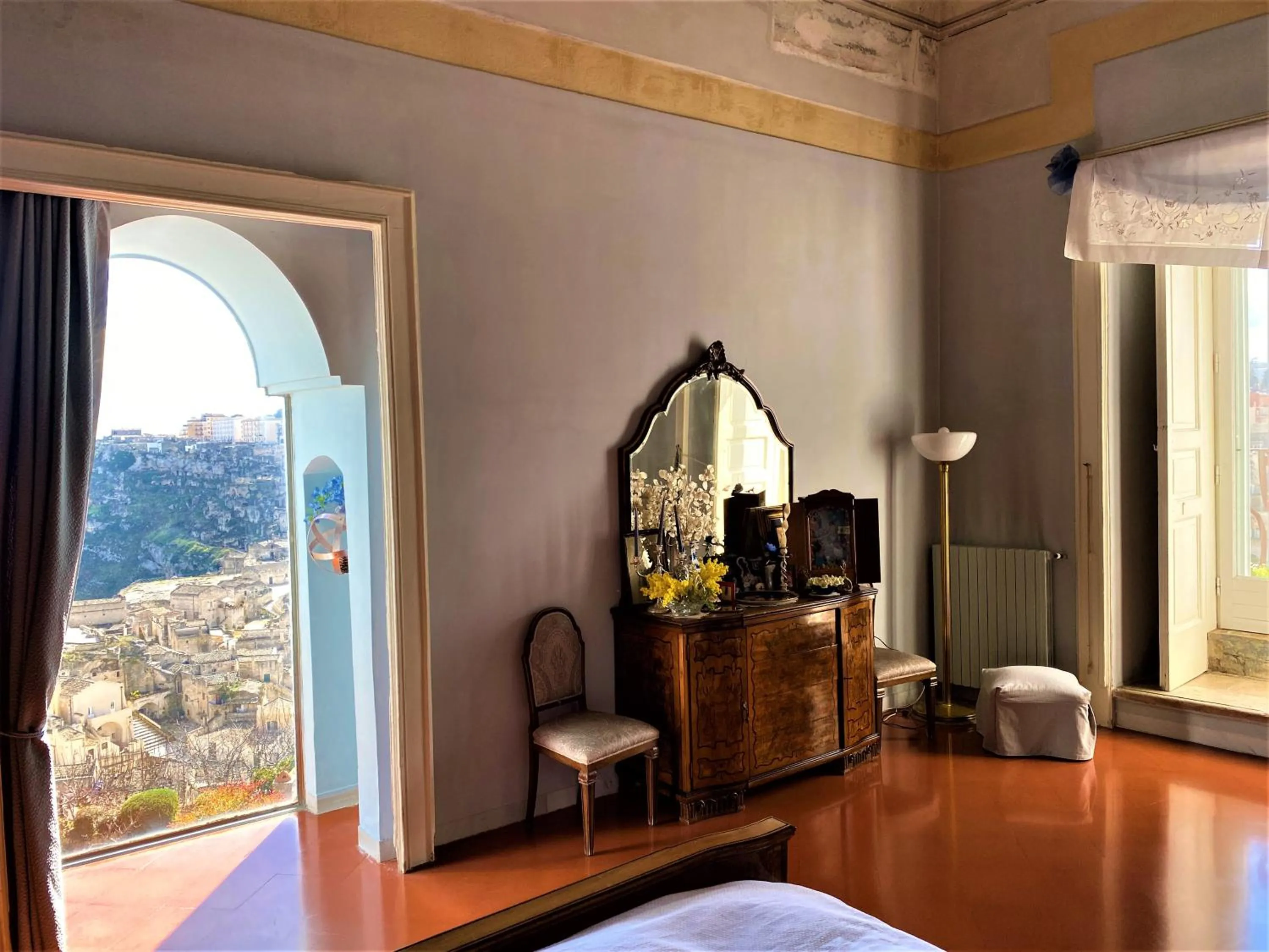 Decorative detail in Palazzo Bernardini B & B