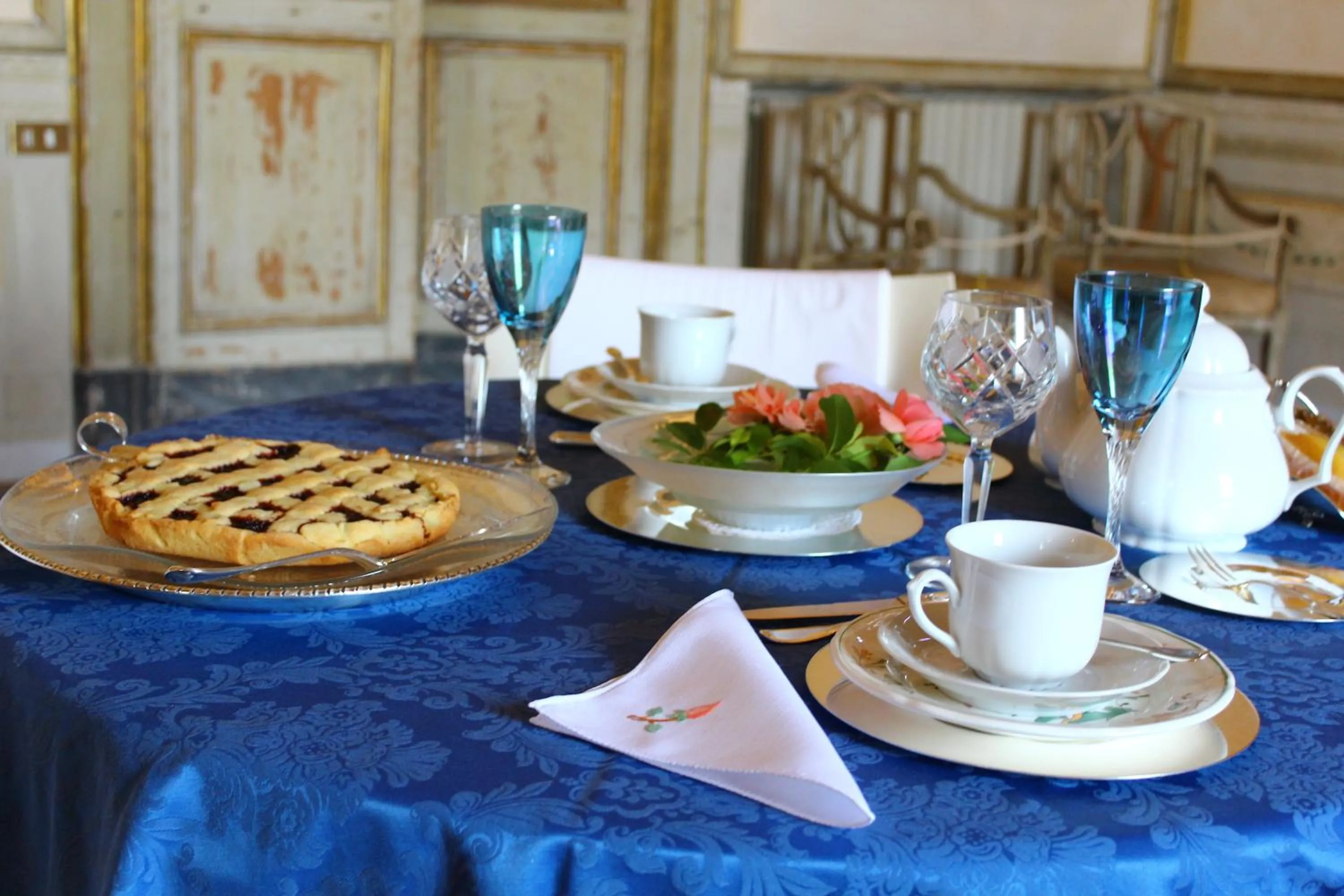 Breakfast in Palazzo Bernardini B & B