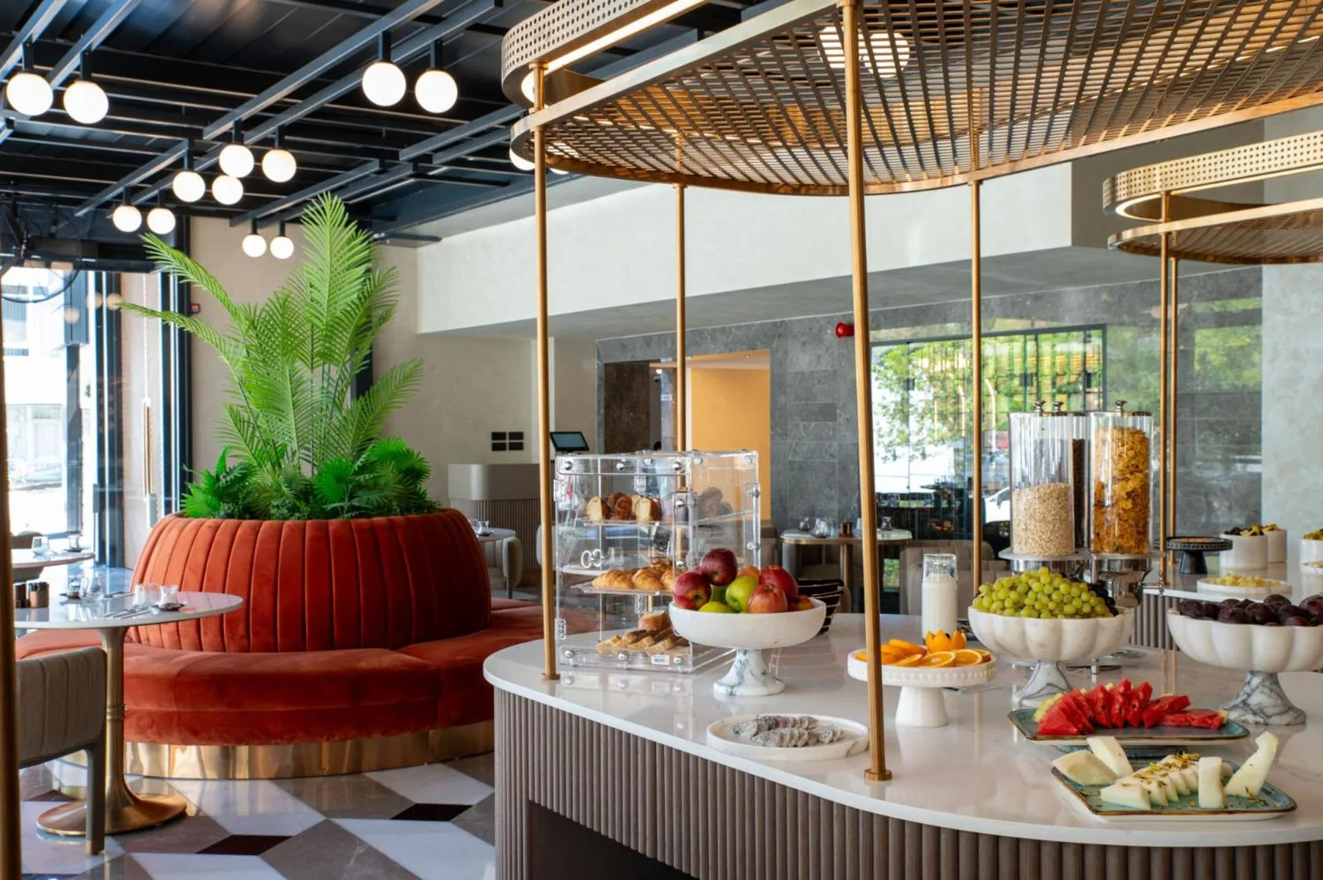 Food and drinks in Boreas Hotel & SPA, Trademark Collection by Wyndham