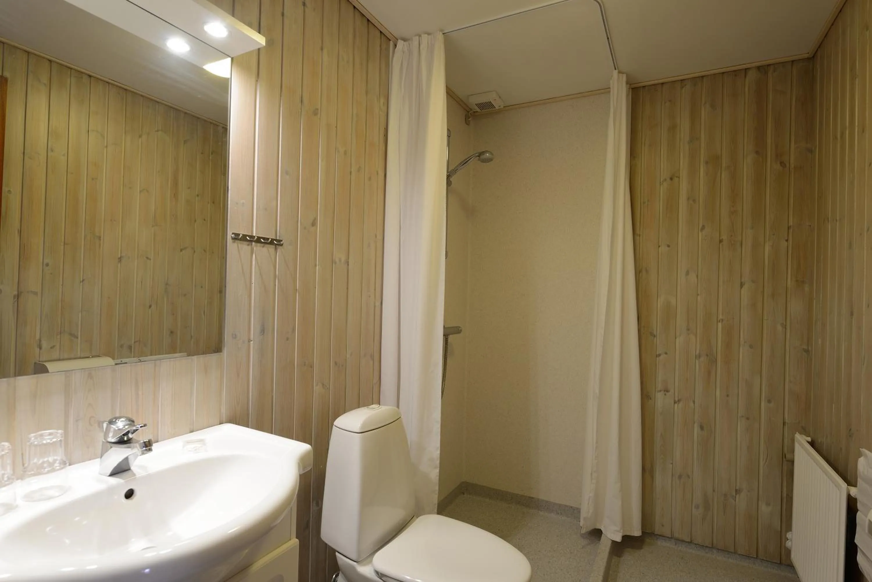 Bathroom in Hotel Gudhjem