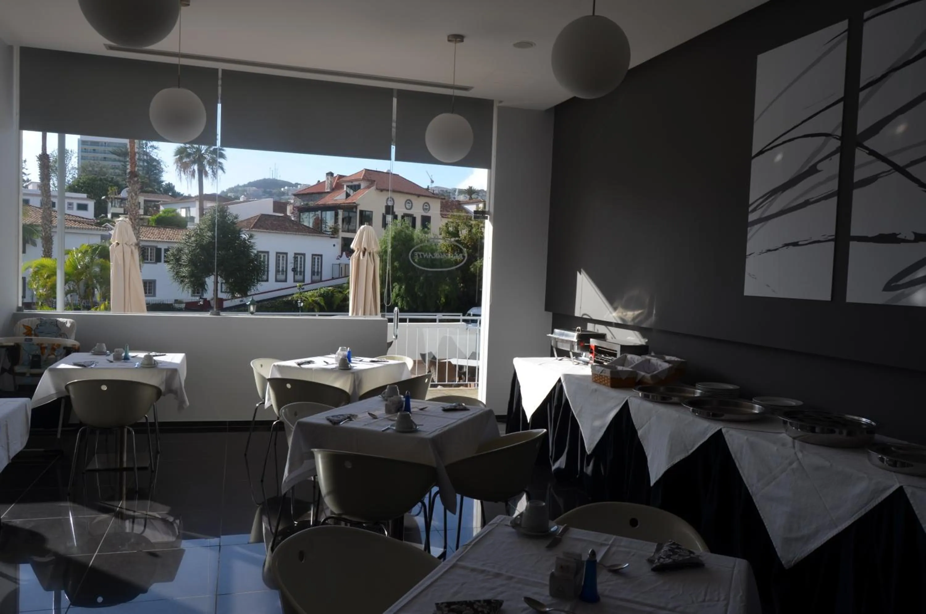 Restaurant/places to eat in Madeira Bright Star by Petit Hotels