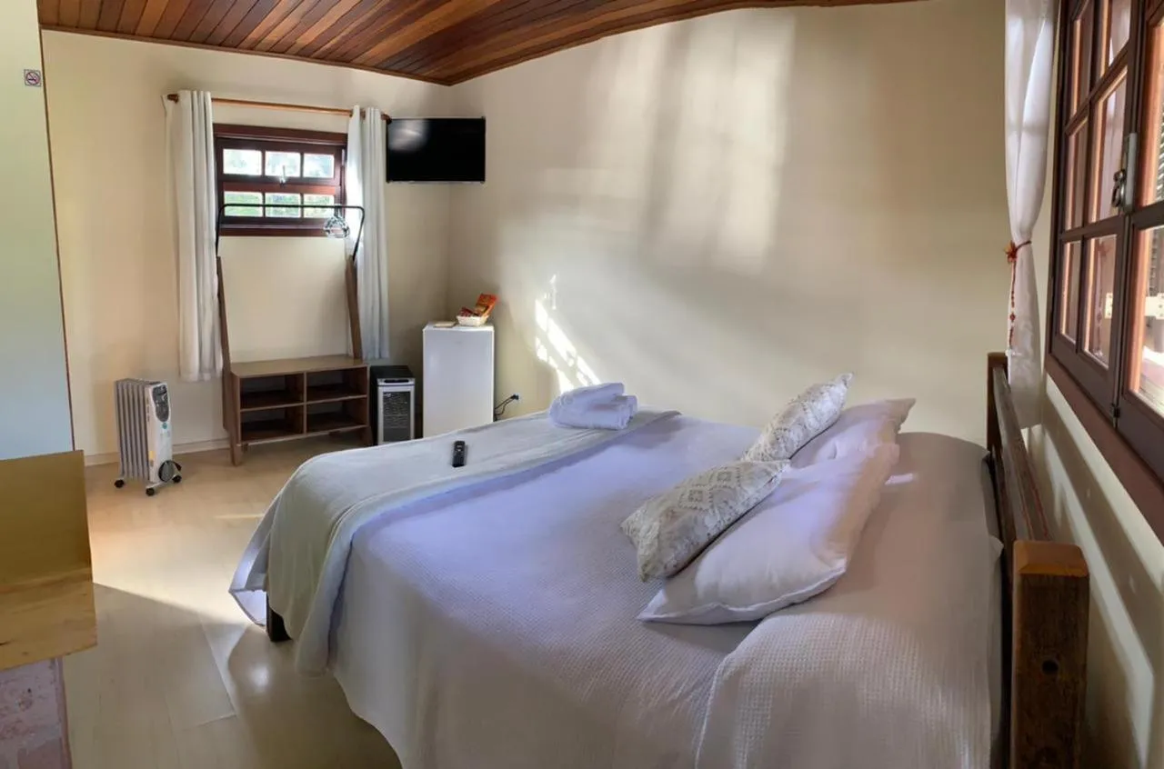 Bed in Vila Velasco
