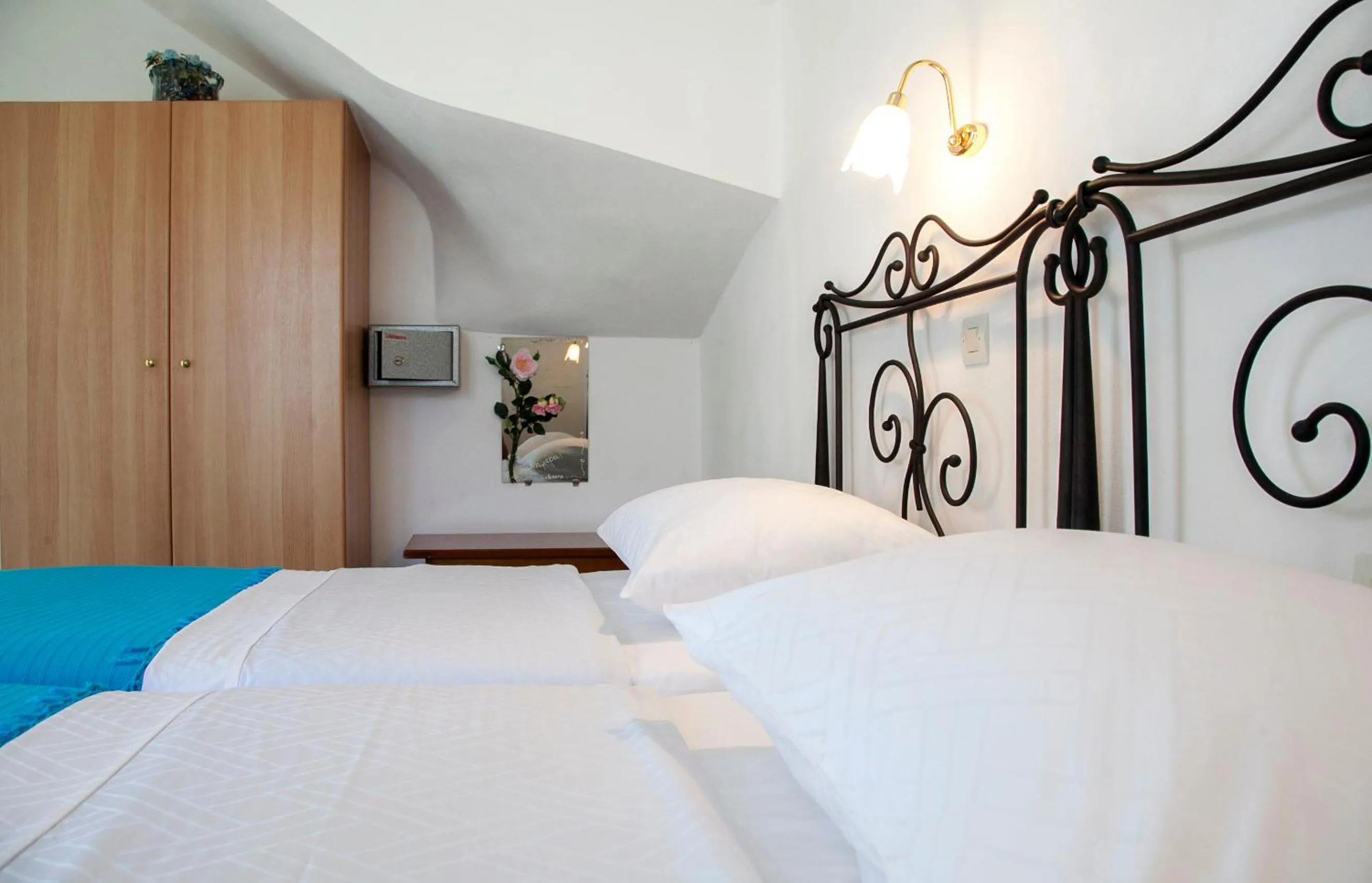 Bed in Monambeles Villas