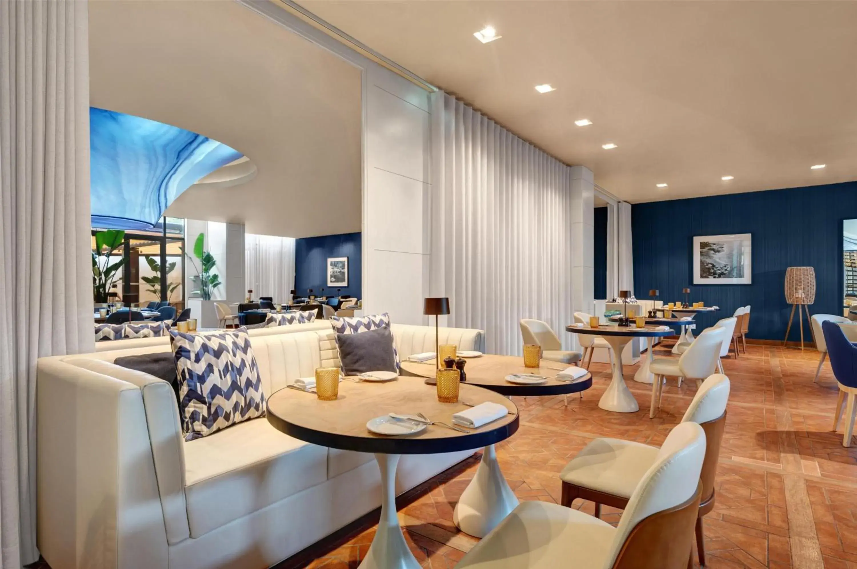 Restaurant/places to eat in Hilton Vilamoura Restaurant/places to eat in Hilton Vilamoura