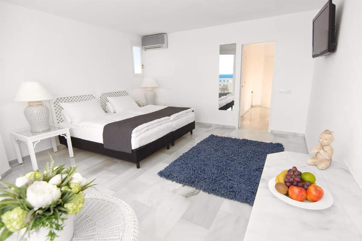 Photo of the whole room in Hotel Village