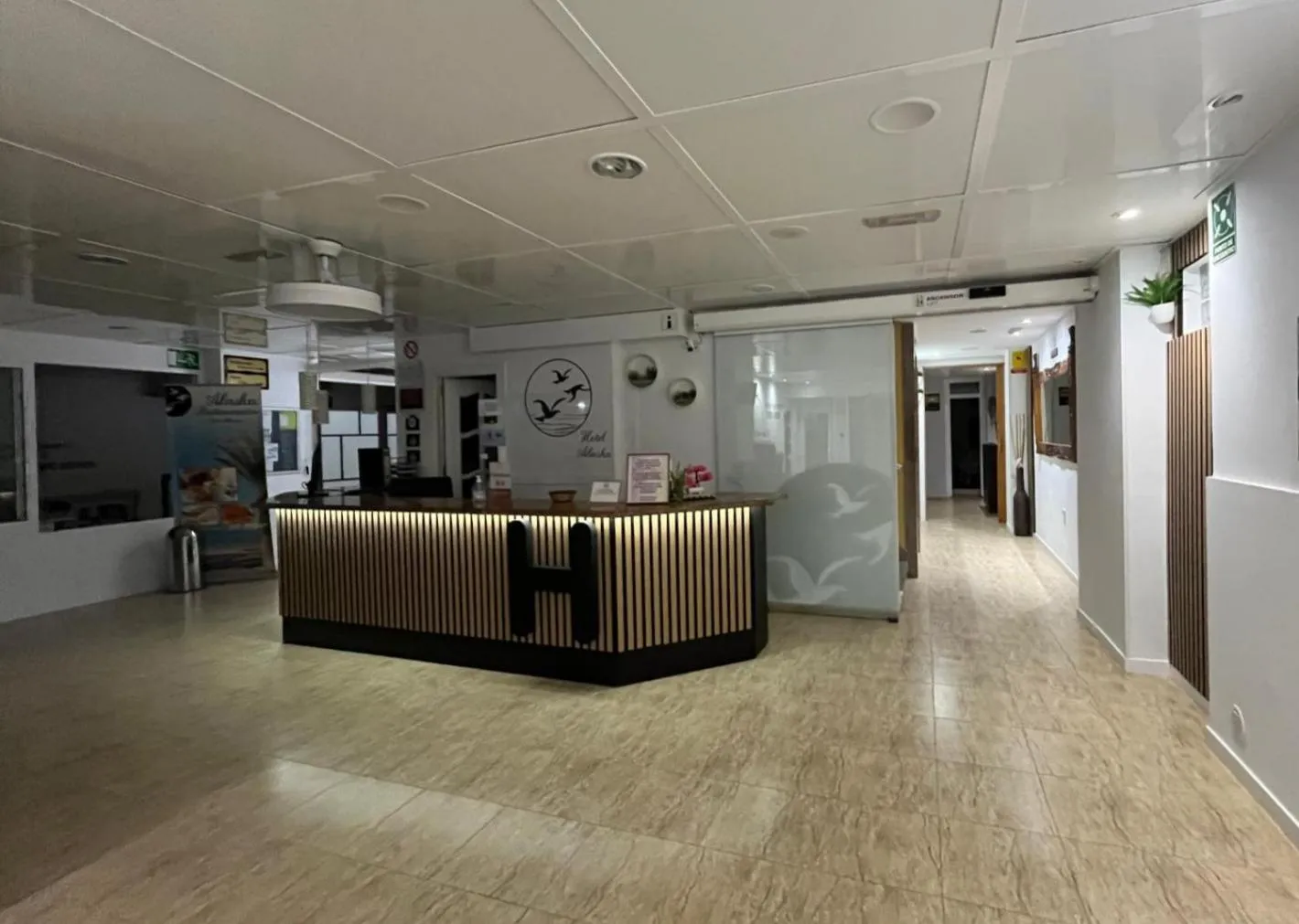 Lobby or reception in Hotel Alaska