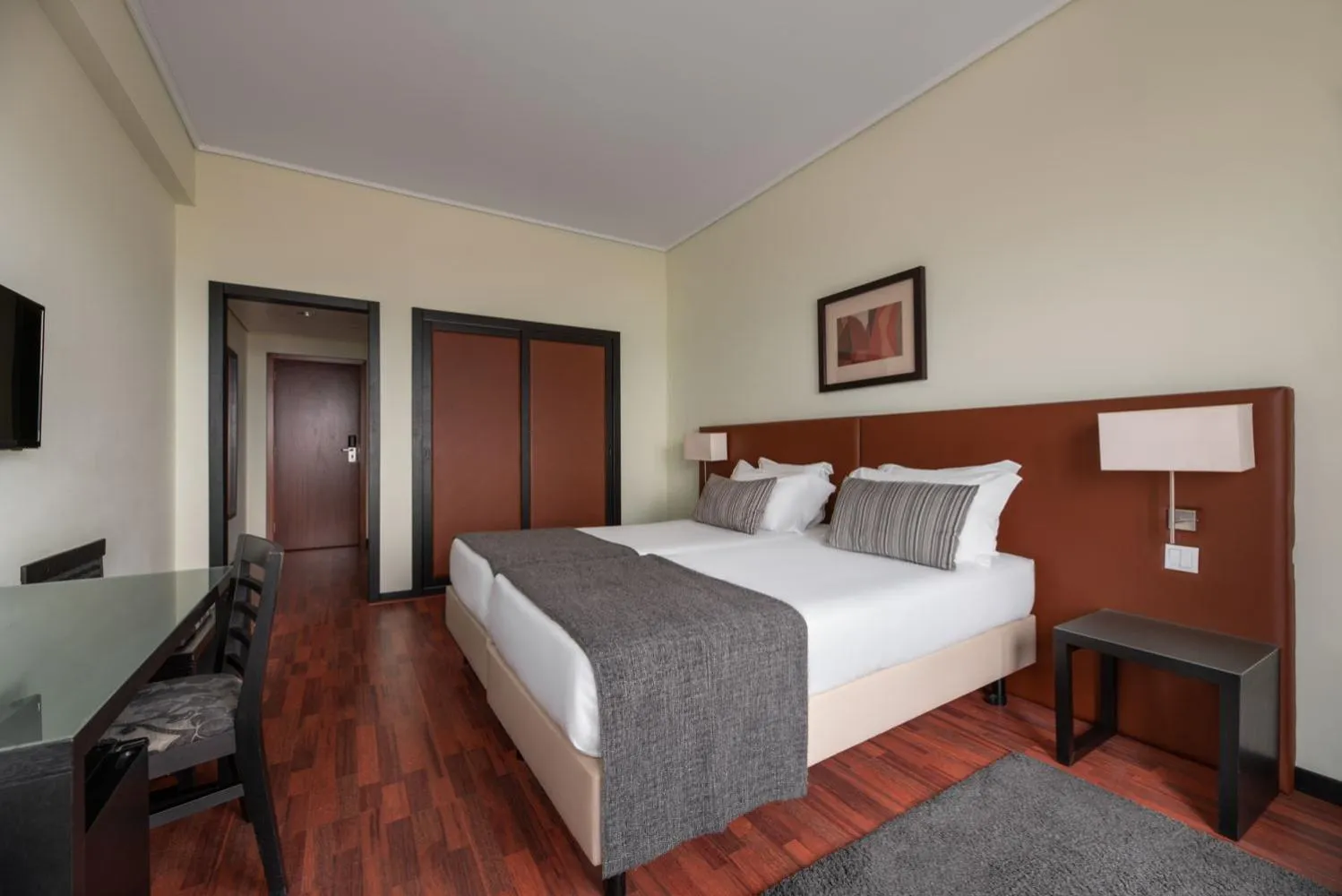 Photo of the whole room, Bed in Exe Praia Golfe