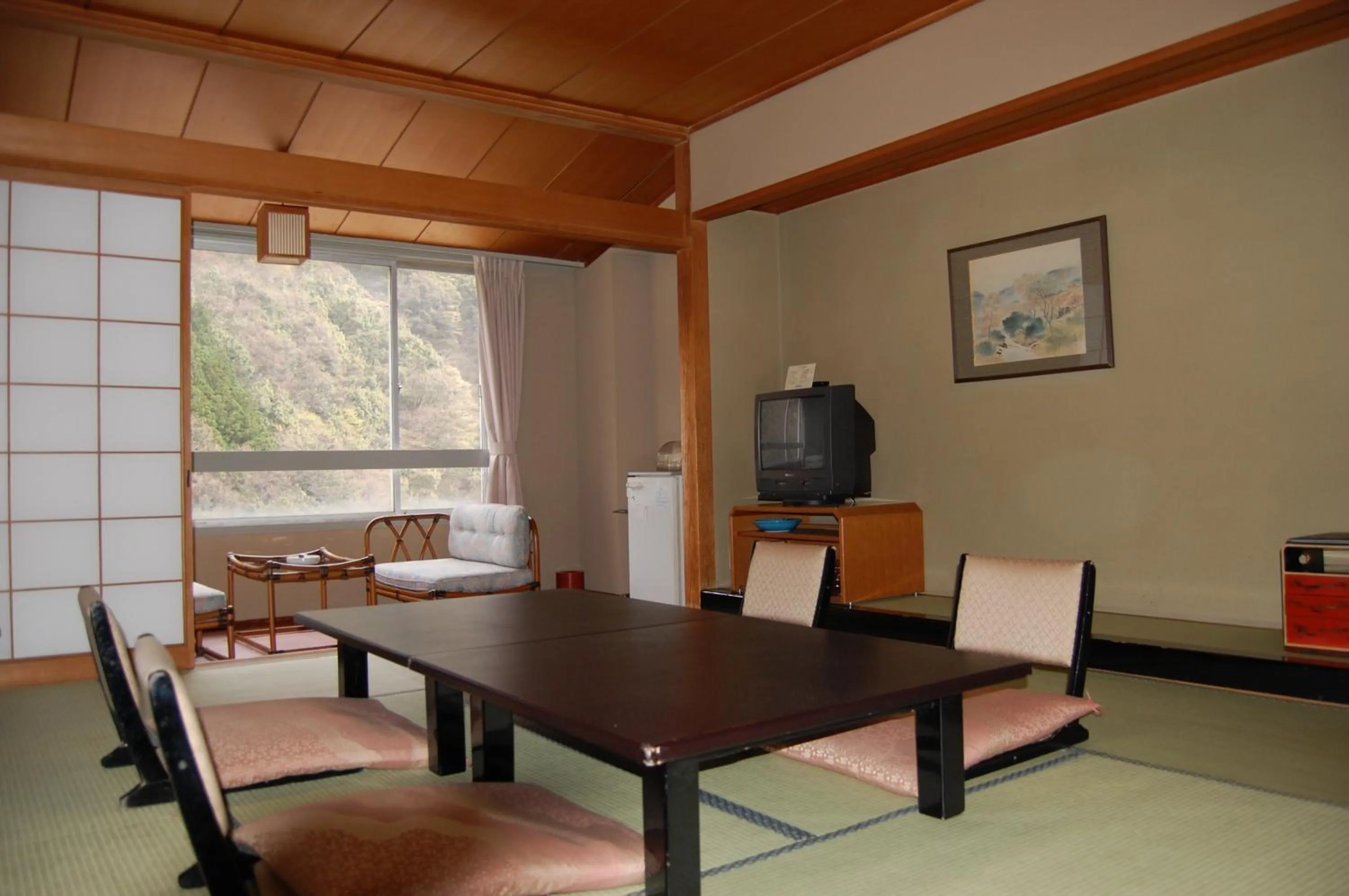 Photo of the whole room in Entaijiso