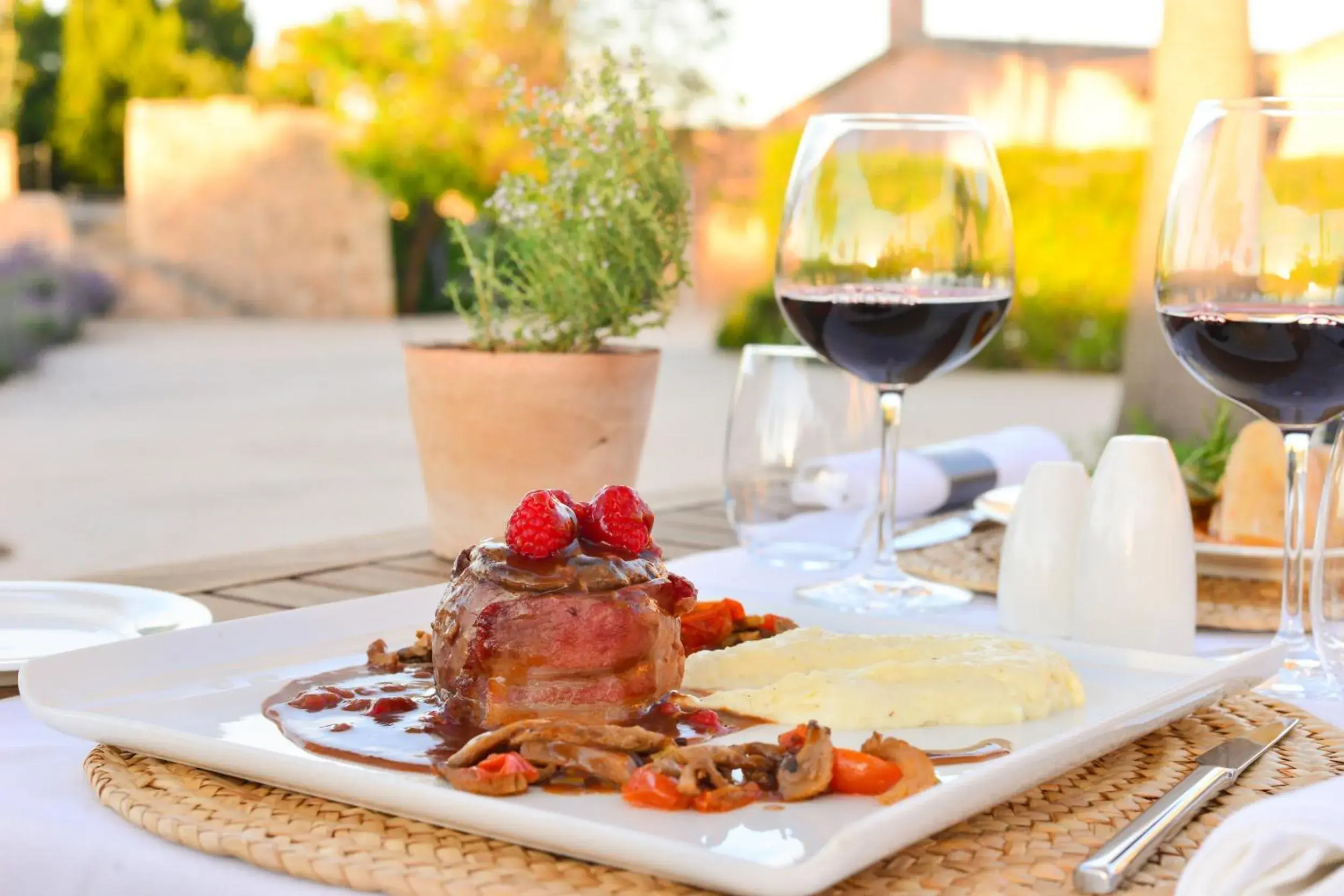 Restaurant/places to eat in Sa Cabana Hotel & Spa - Adults Only Restaurant/places to eat in Sa Cabana Hotel & Spa - Adults Only