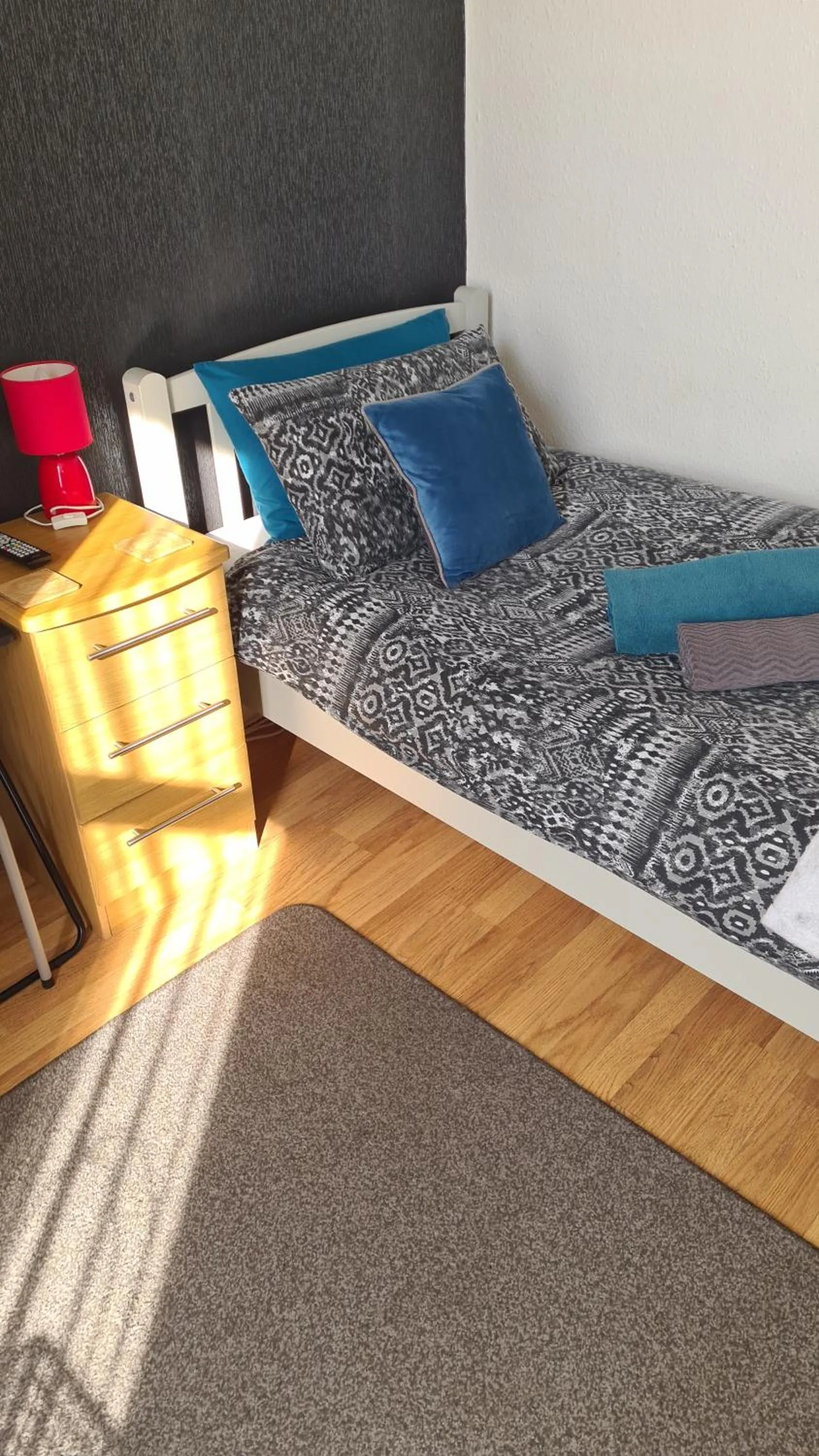 Bed in Sunnyside Hotel