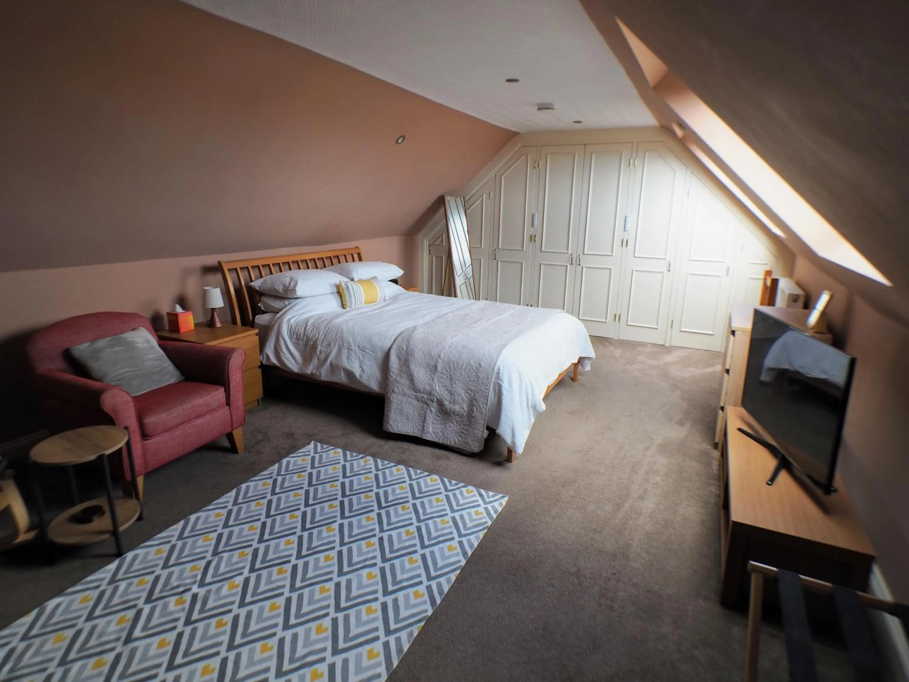 Bed in Cowrie Guest House