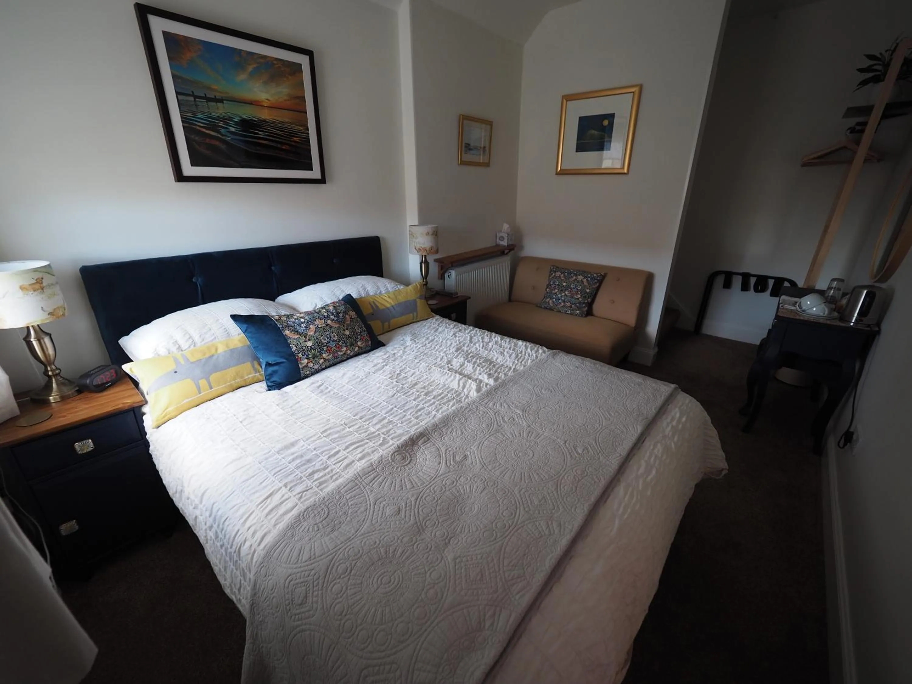 Bedroom, Bed in Cowrie Guest House