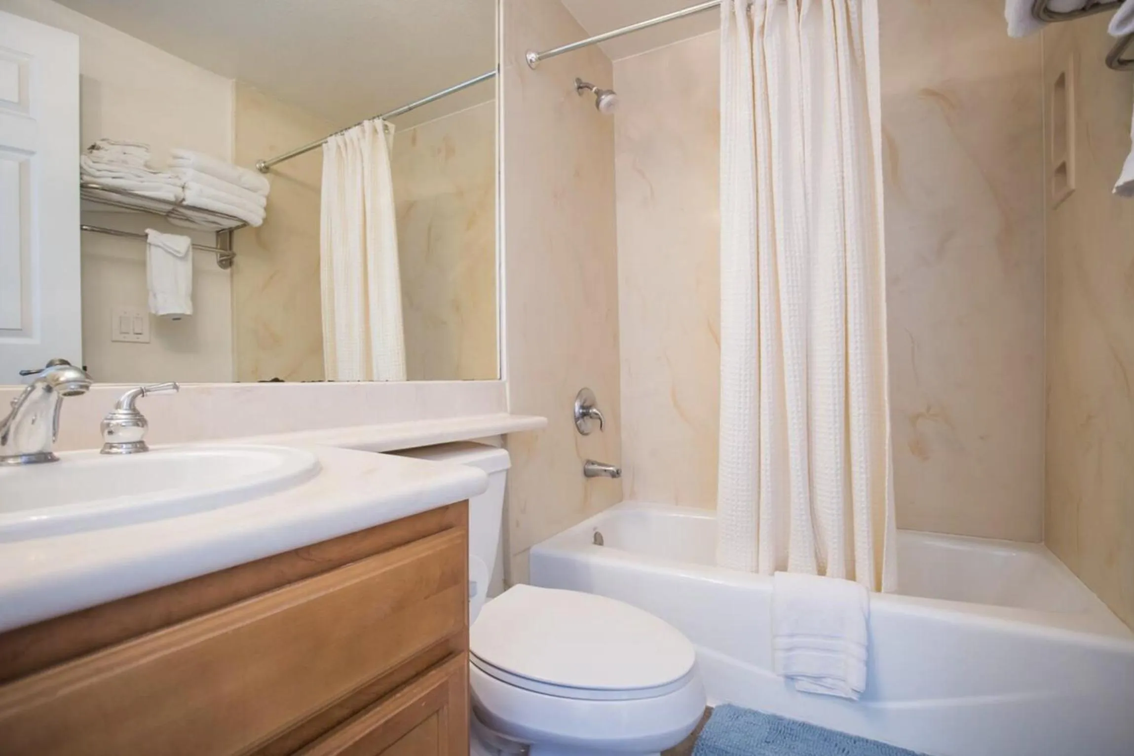 Little Italy Modern Lofts