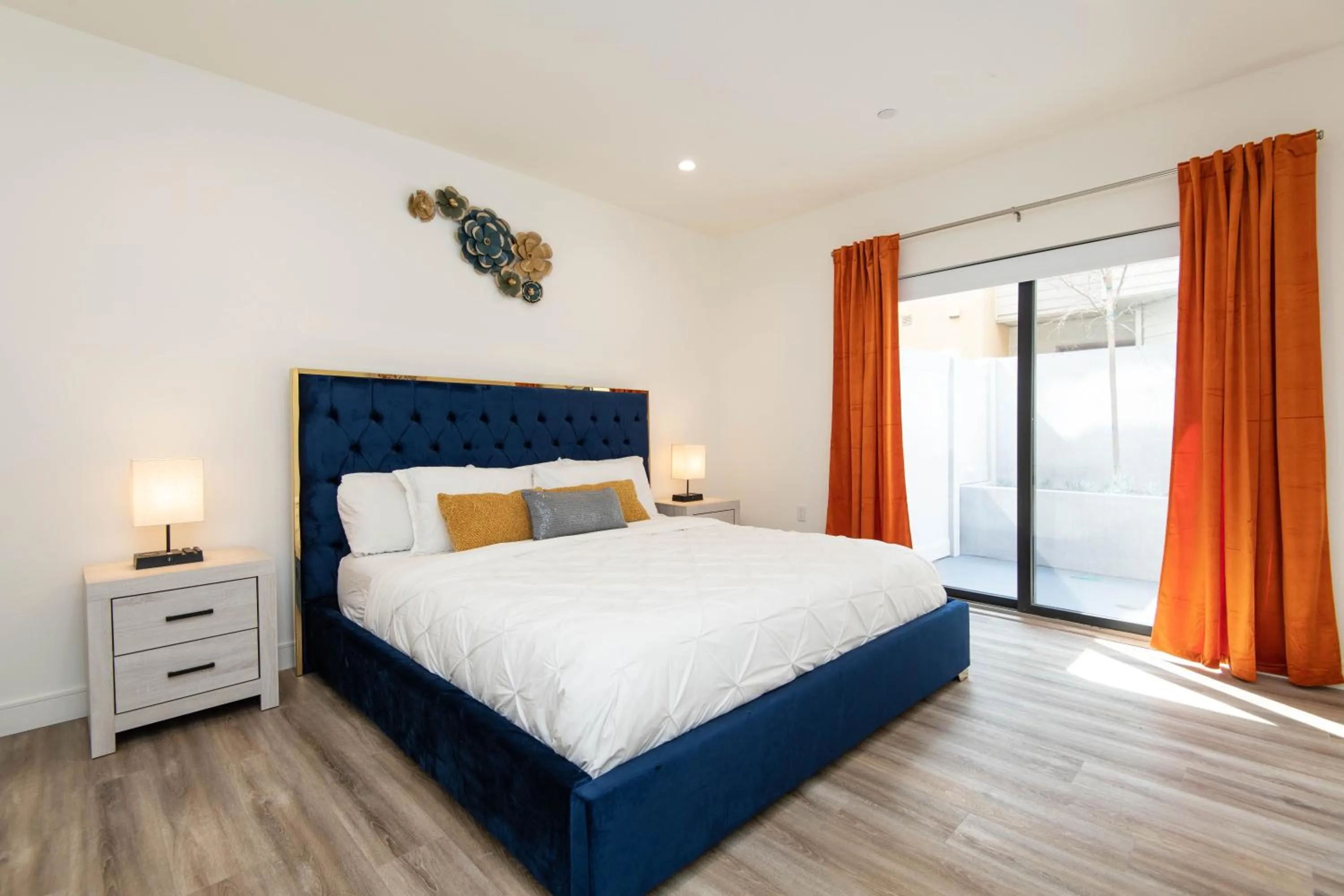 Bed in Regency Modern Apartments