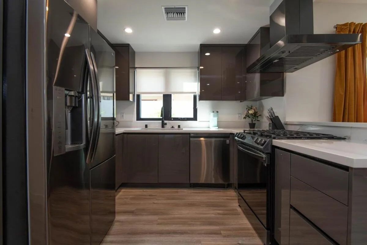 Regency Modern Apartments