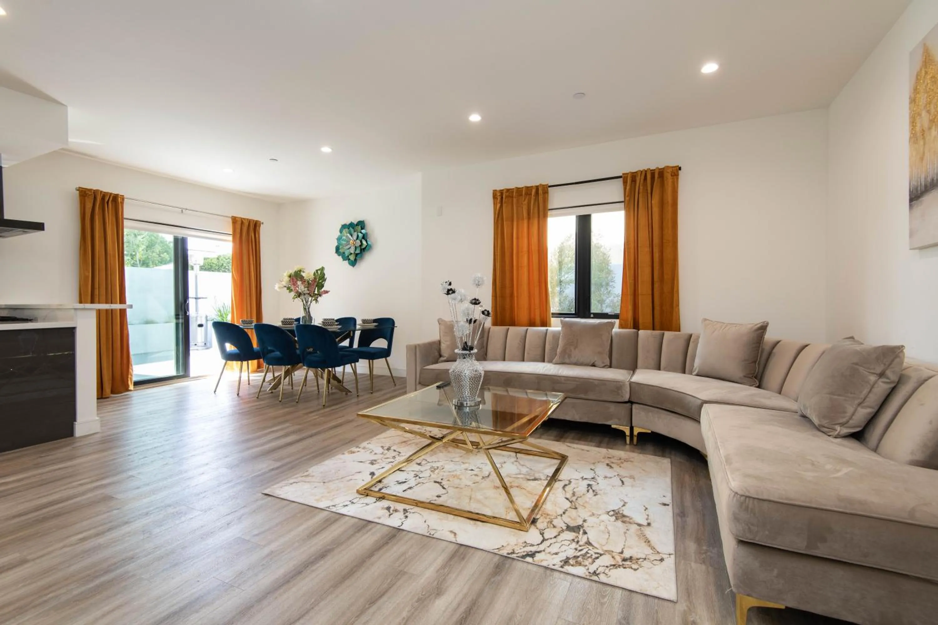 Regency Modern Apartments