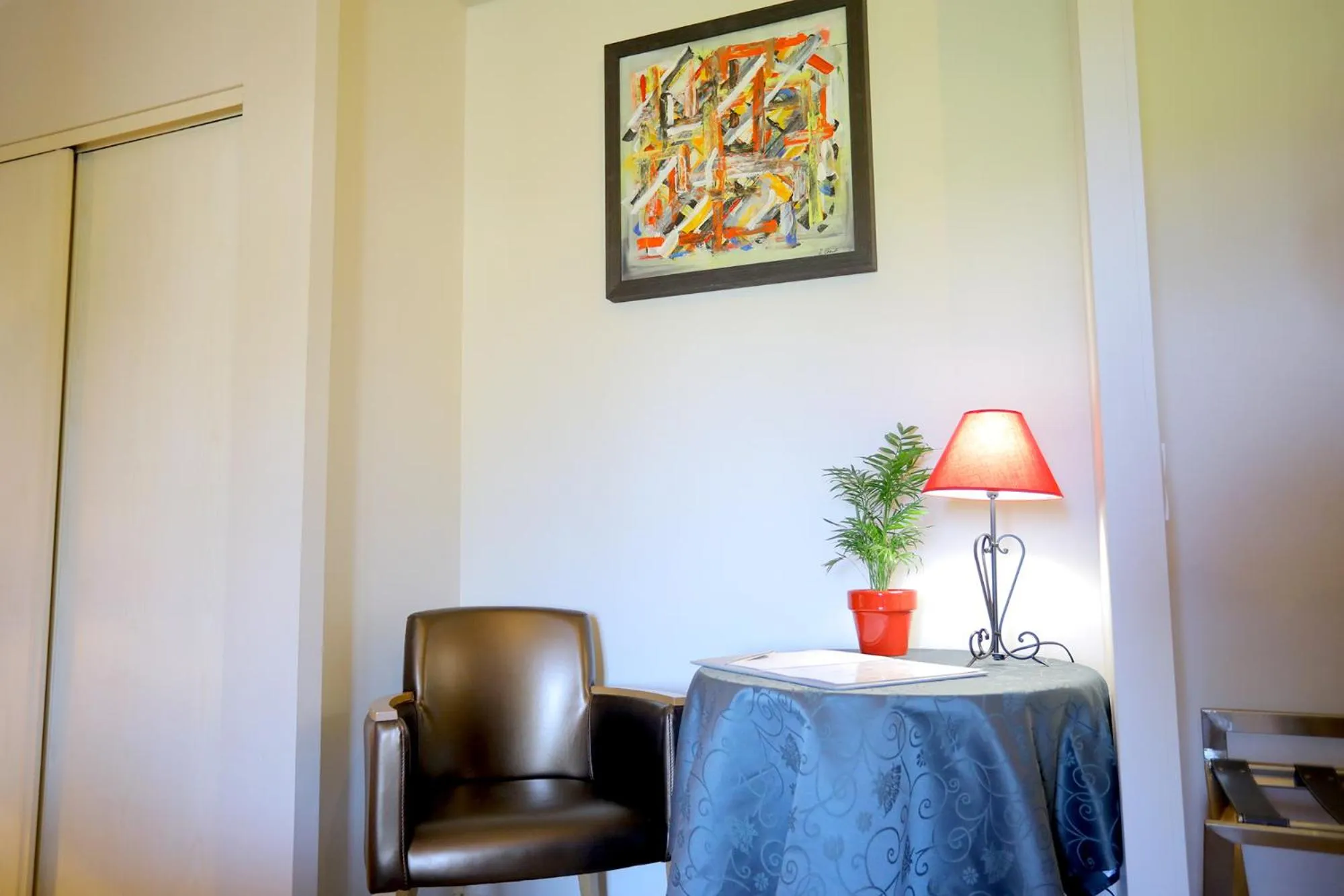 Maison CHENET - Les Chambres Entre Vigne et Garrigue - Teritoria