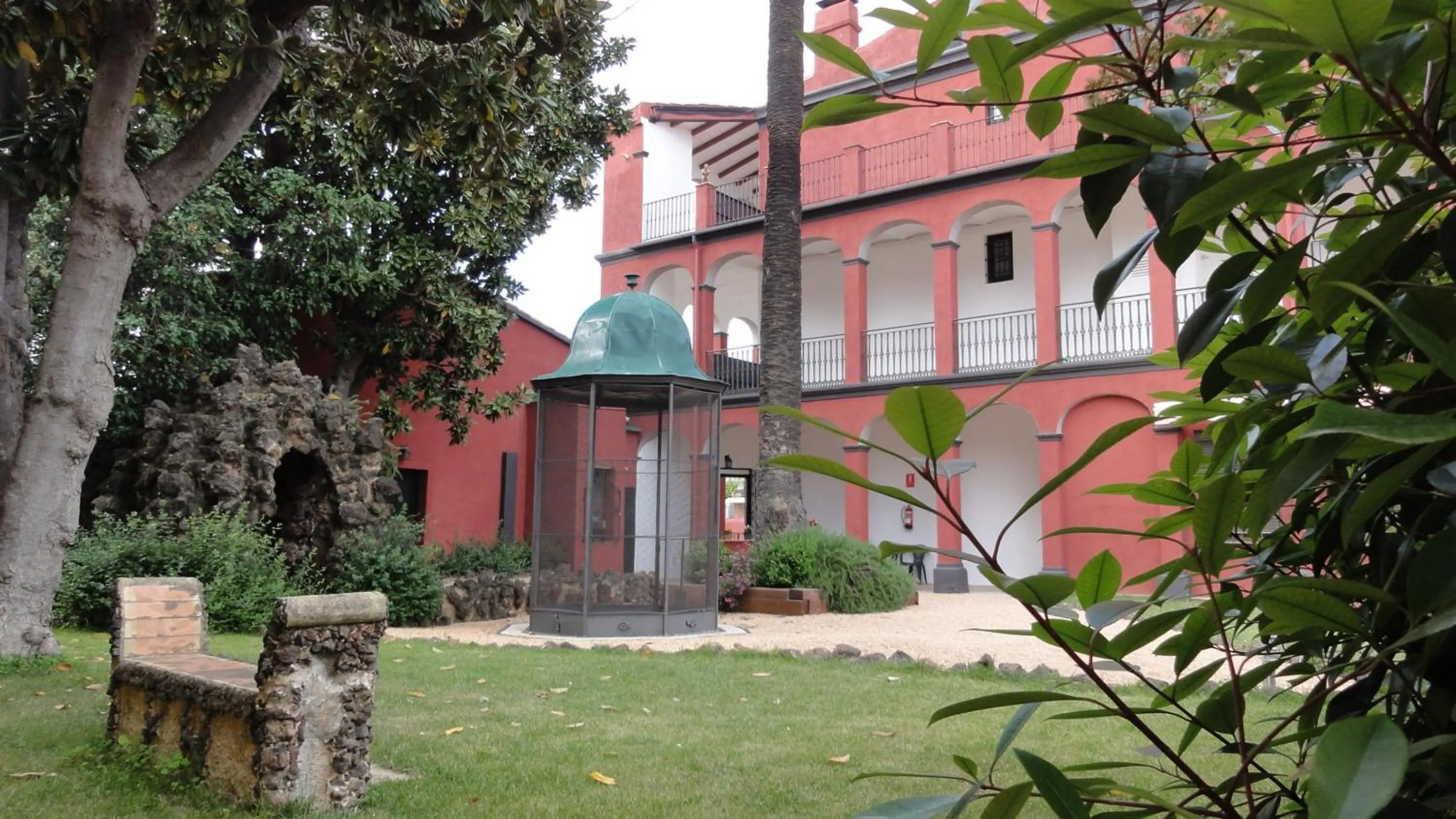 Garden in Aparthotel Can Gallart