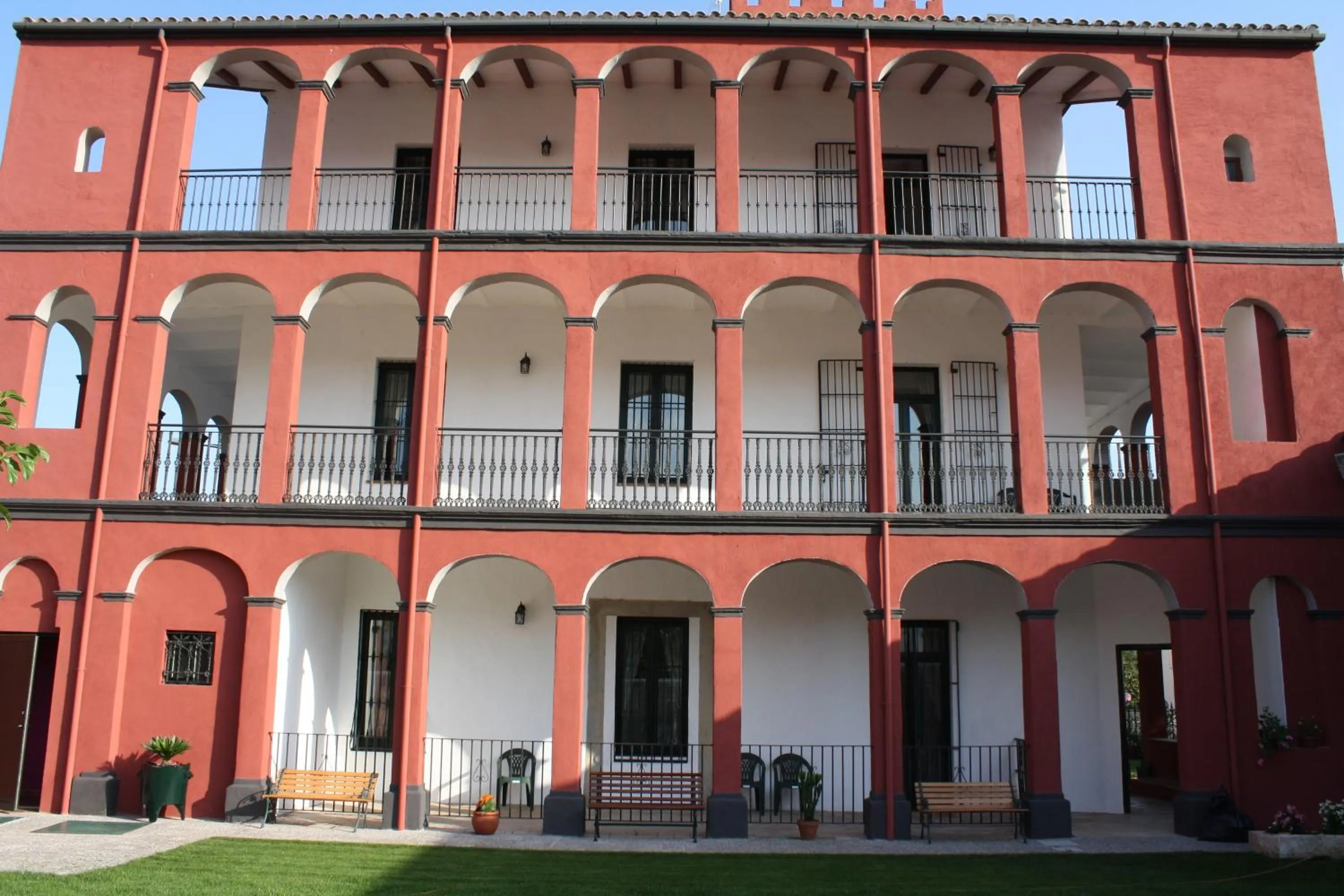 Facade/entrance in Aparthotel Can Gallart