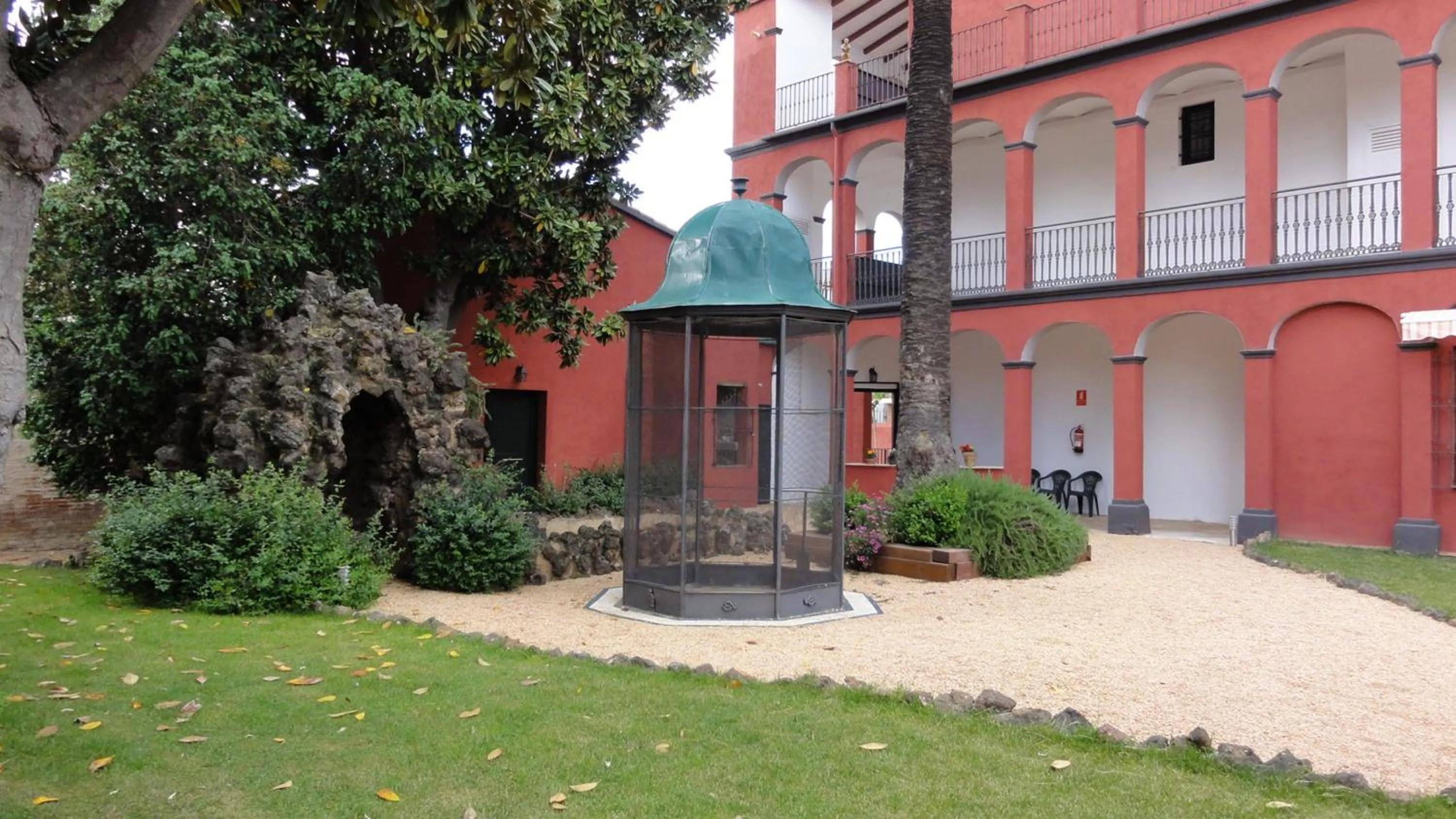 Garden in Aparthotel Can Gallart